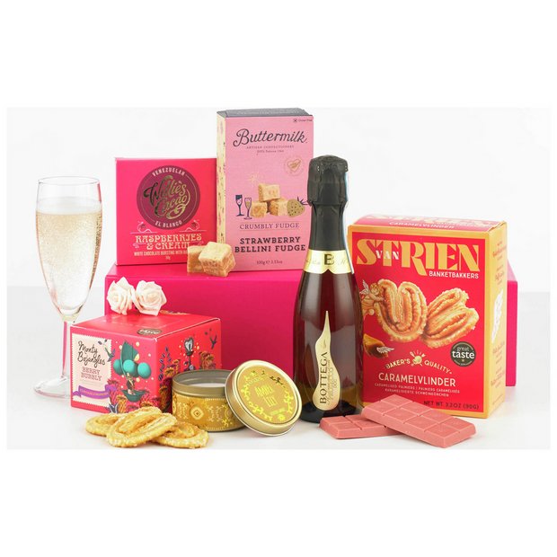 Buy Hampers Of Distinction Box Of Cosy For Her | Food and drink gifts | Argos