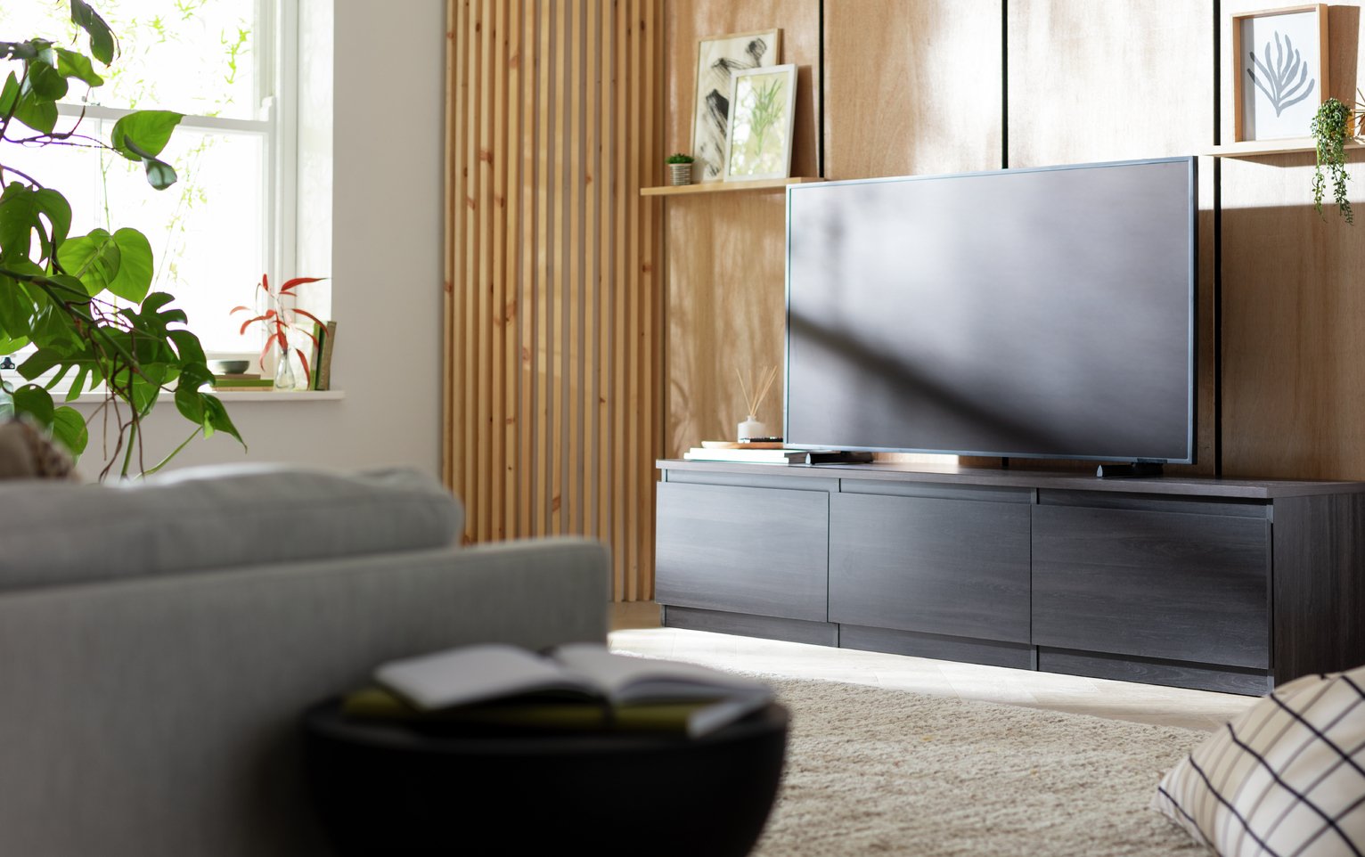 Argos Home Jenson 3 Door TV Unit - Black Brown