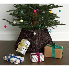 Habitat Wicker Christmas Tree Skirt - 57cm