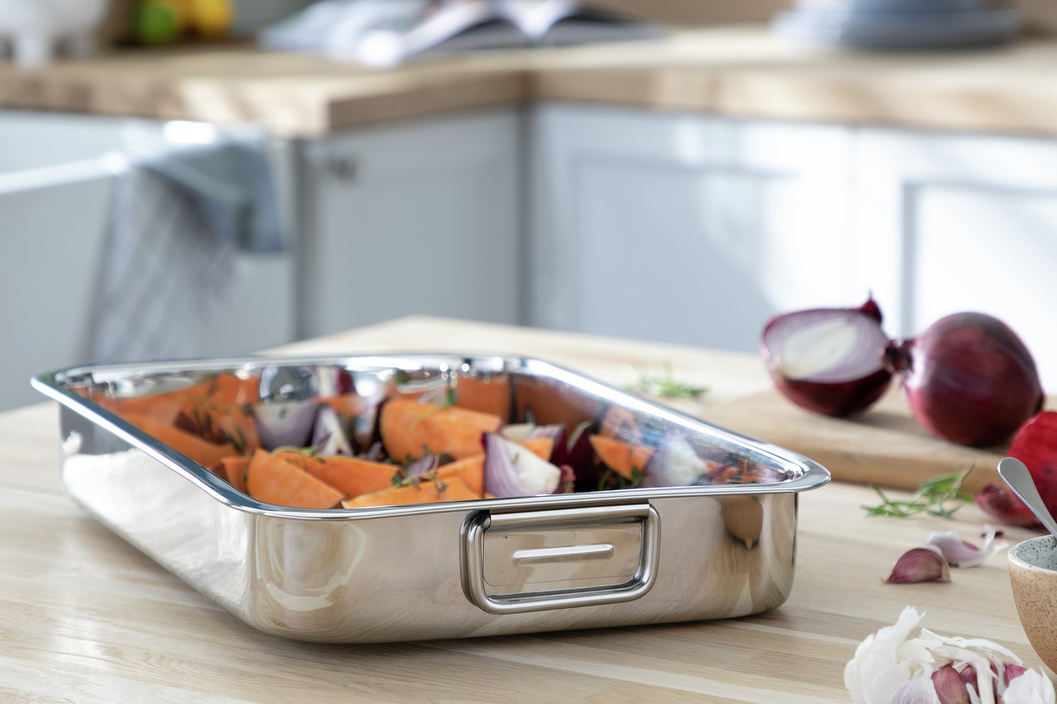 Habitat 40cm Stainless Steel Roasting Tin