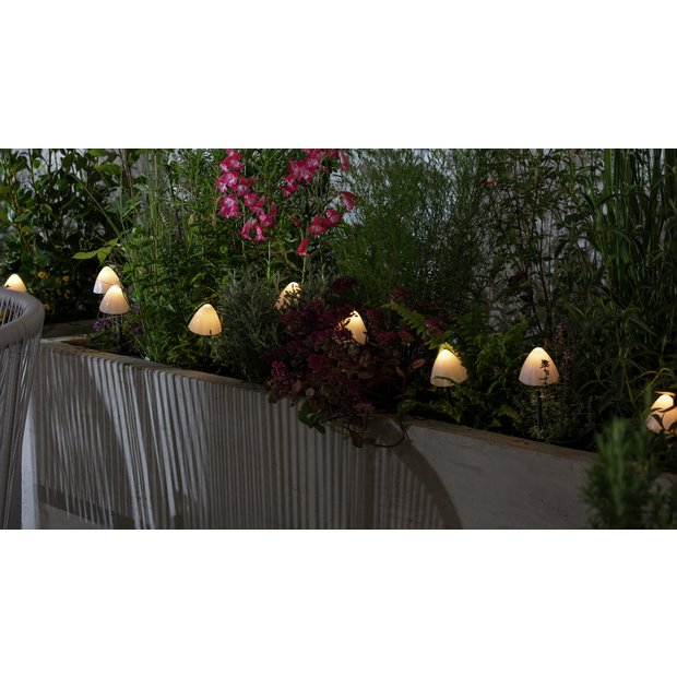 Plug in garden store lights argos