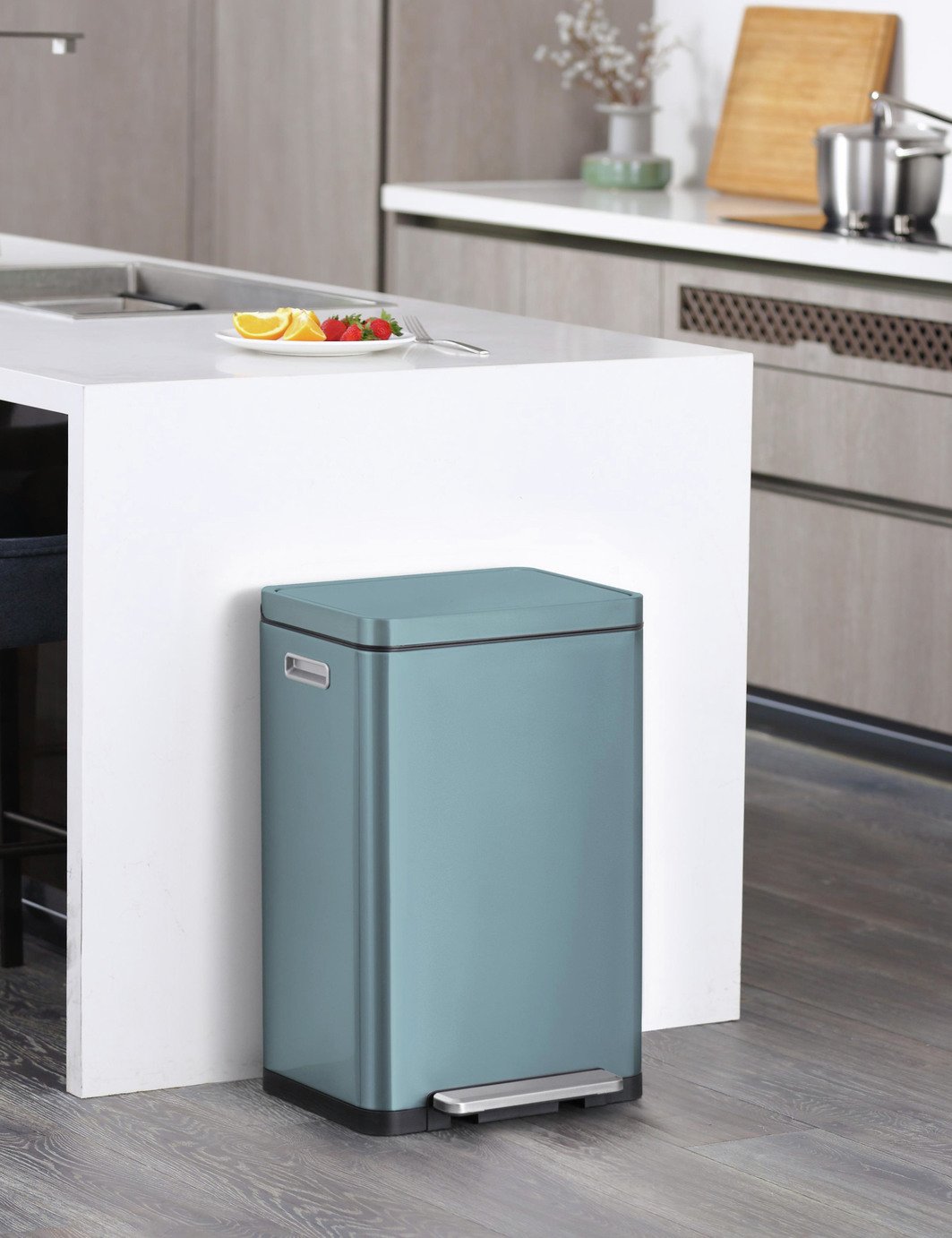 EKO X Cube 30 Litre Kitchen Pedal Bin - Blue