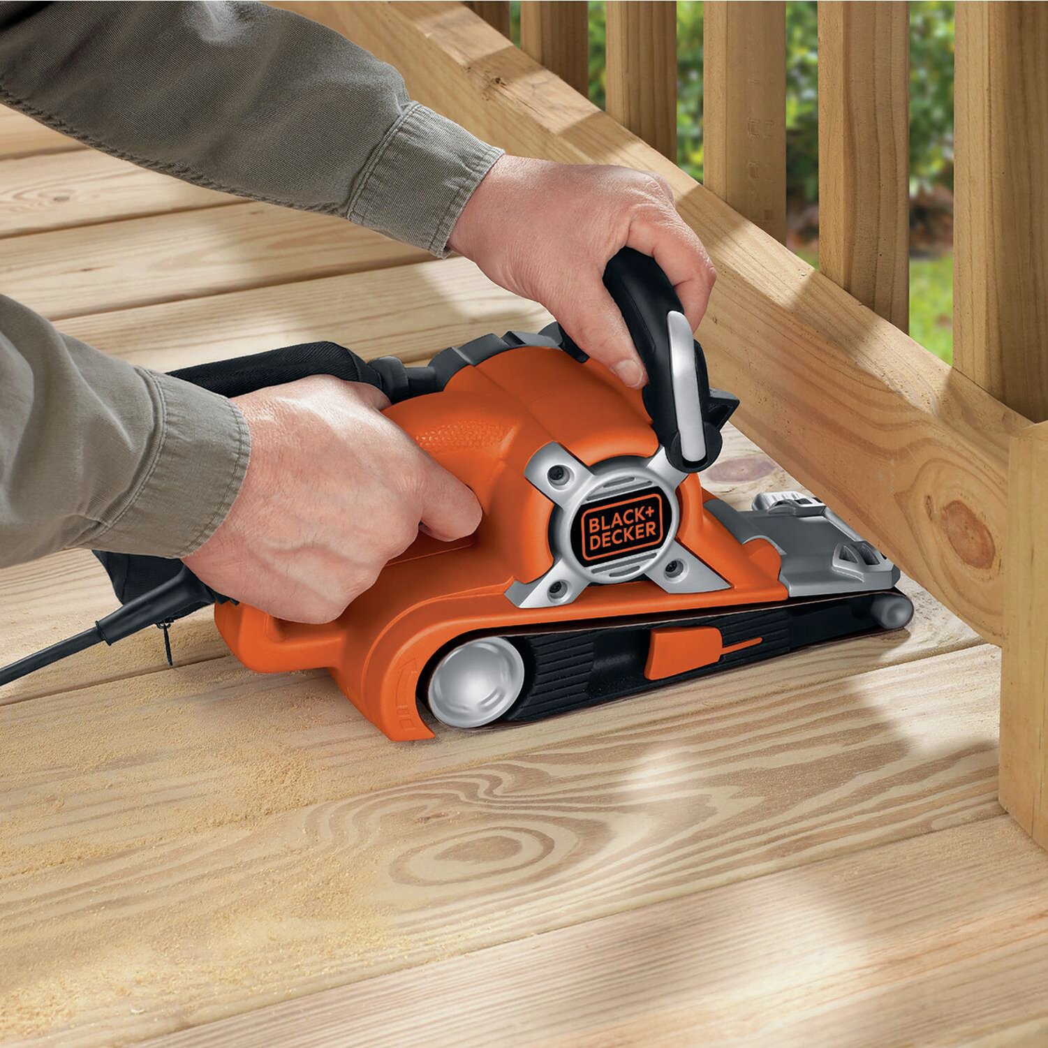 Black + Decker Corded 230V Belt Sander - 720W