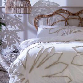 Habitat Cotton Tufted Palm White & Cream Bedding Set -Double