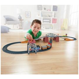 Thomas & Friends 3-in-1 Package Pickup Track Set