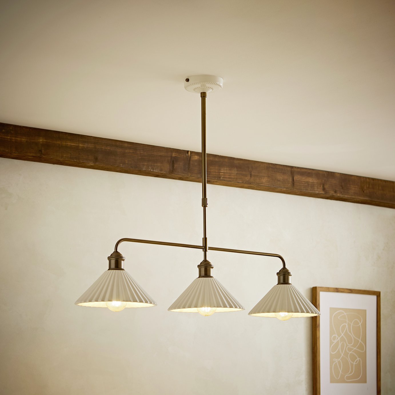 ValueLights Burford Ceramic 3 Light Ribbed Bar Light - White