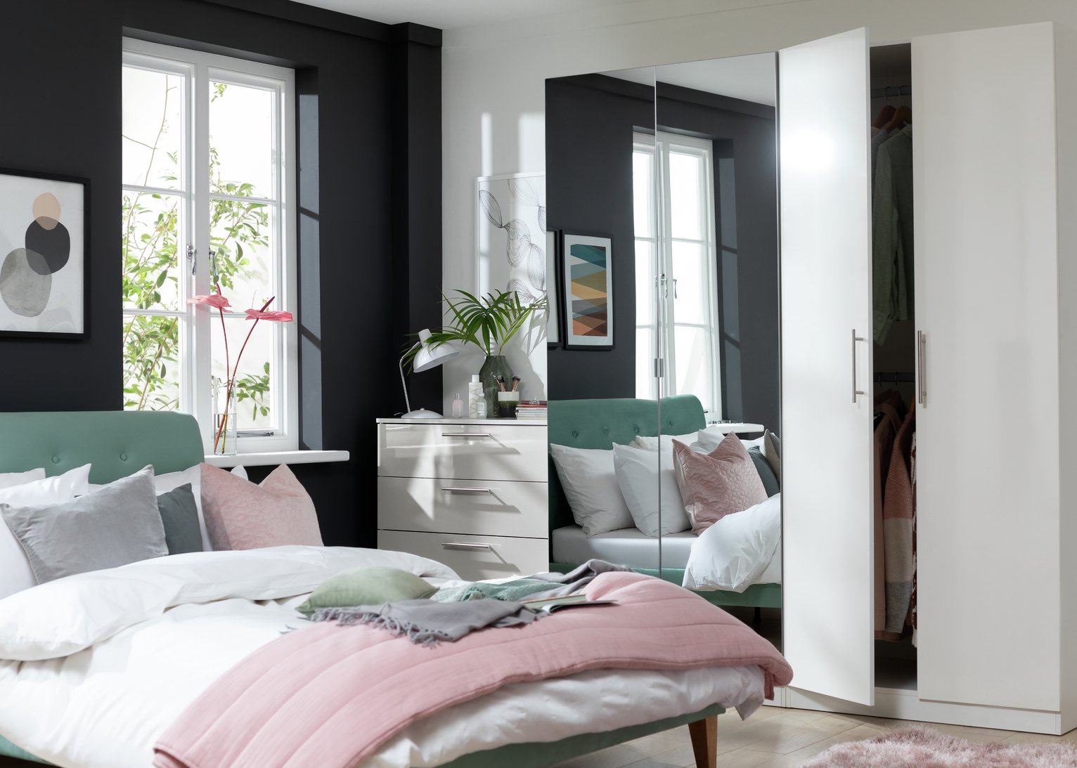 Habitat Munich 4 Door 2 Mirror Wardrobe