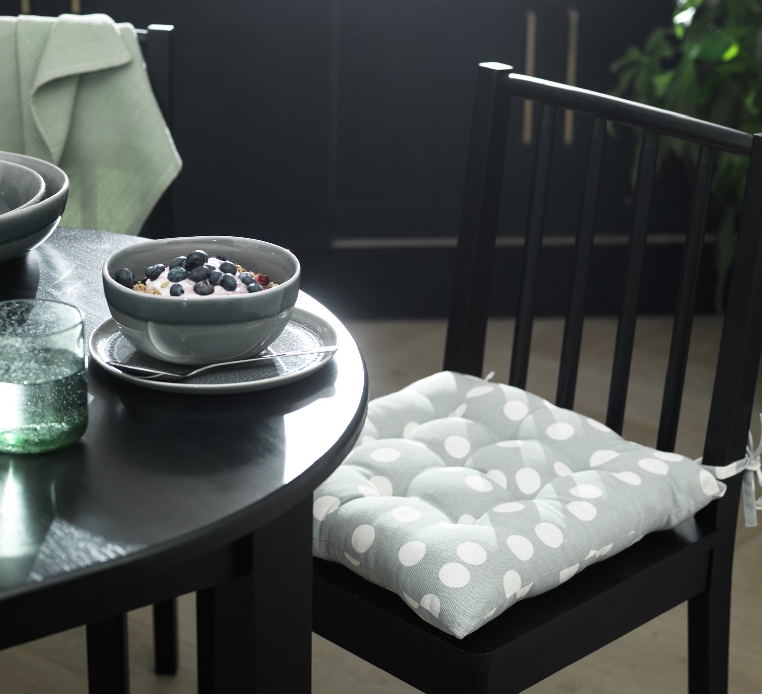 Habitat Spot Pack of 2 Seat Cushion - Grey and White