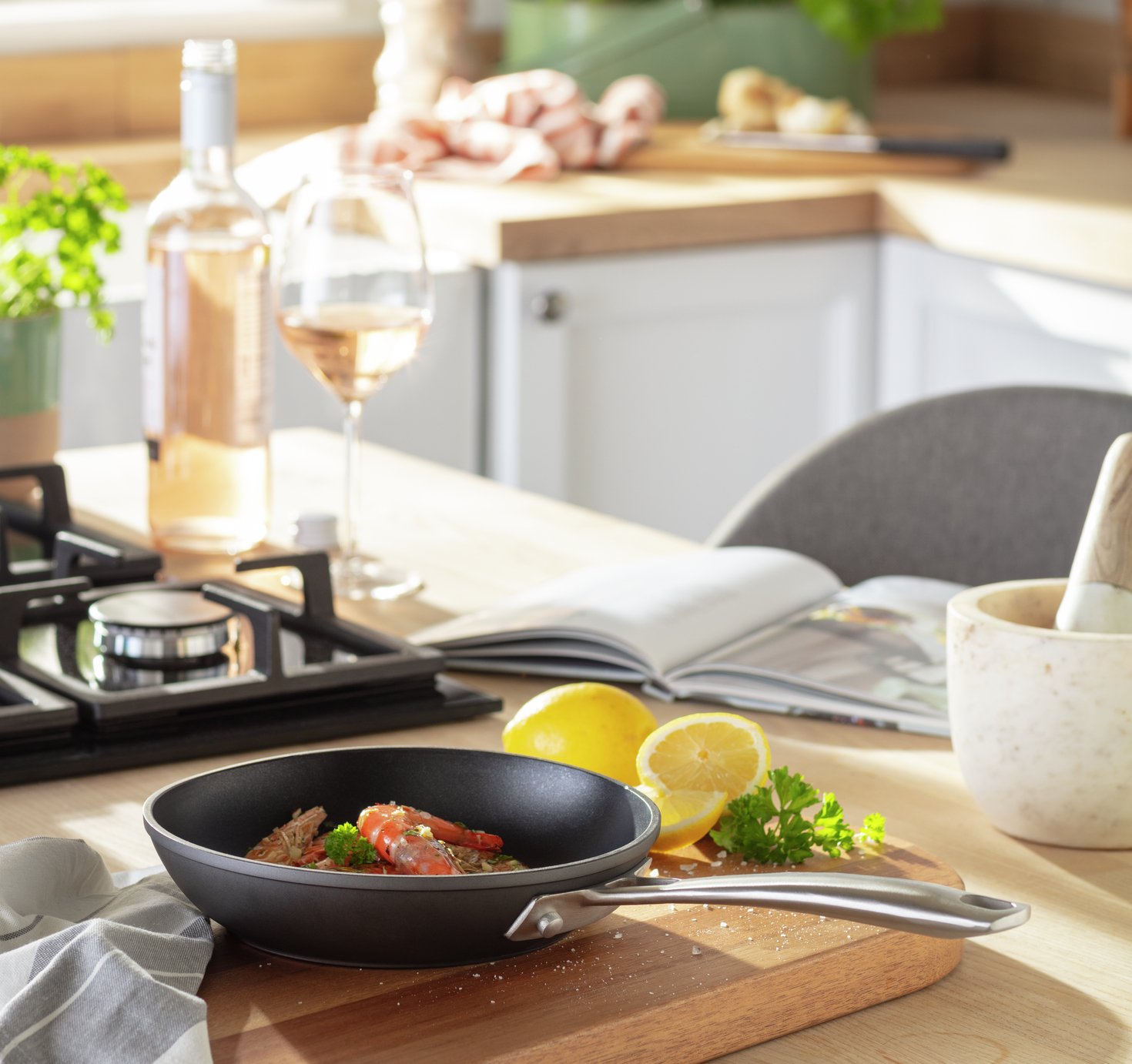 Habitat 20cm Hard Anodised Aluminium Frying Pan