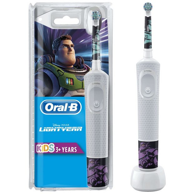 giratorio Ataque de nervios instalaciones Buy Oral-B Lightyear Kids Electric Toothbrush - Extra Soft | Electric  toothbrushes | Argos