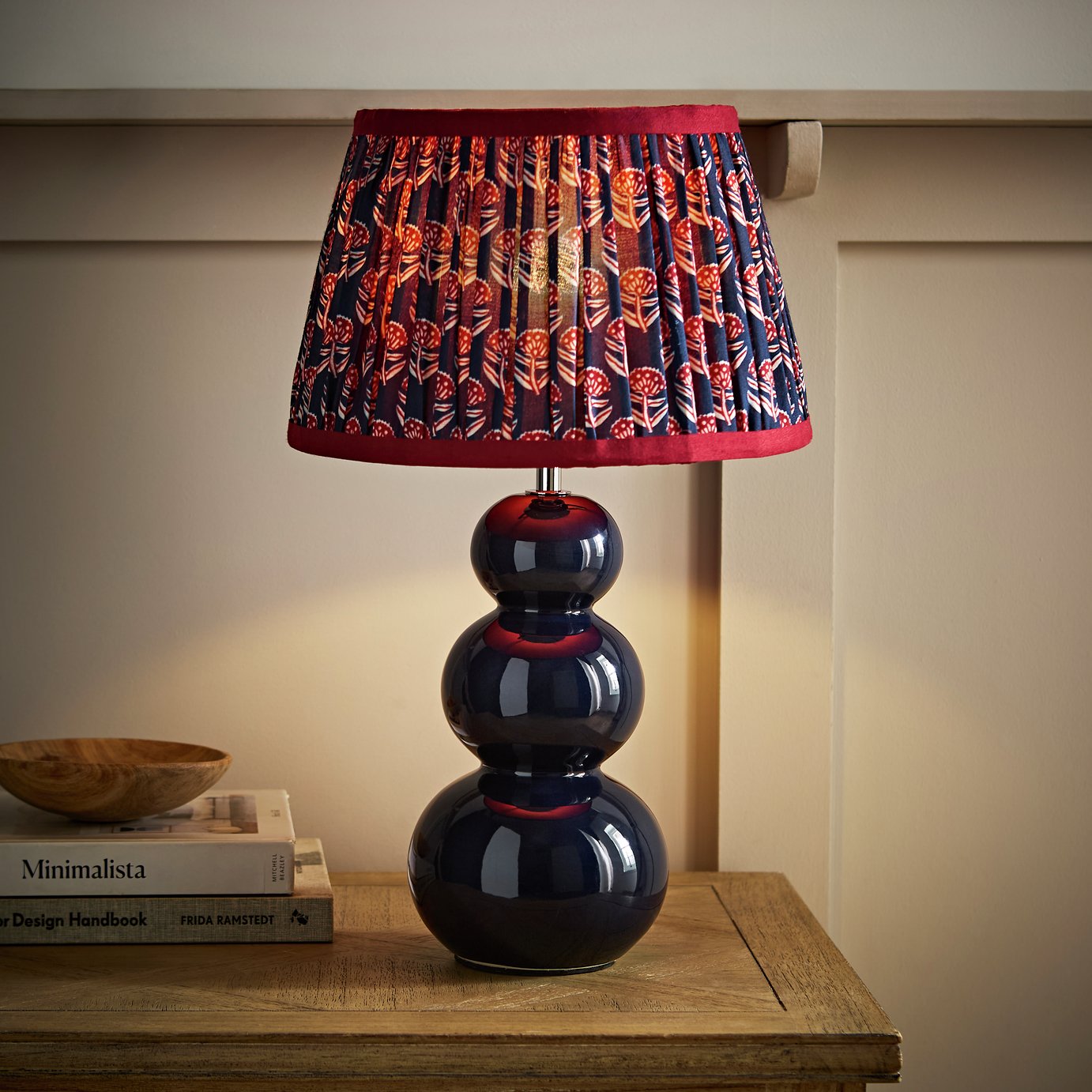 ValueLights Edie Ceramic Floral Table Lamp - Navy Blue