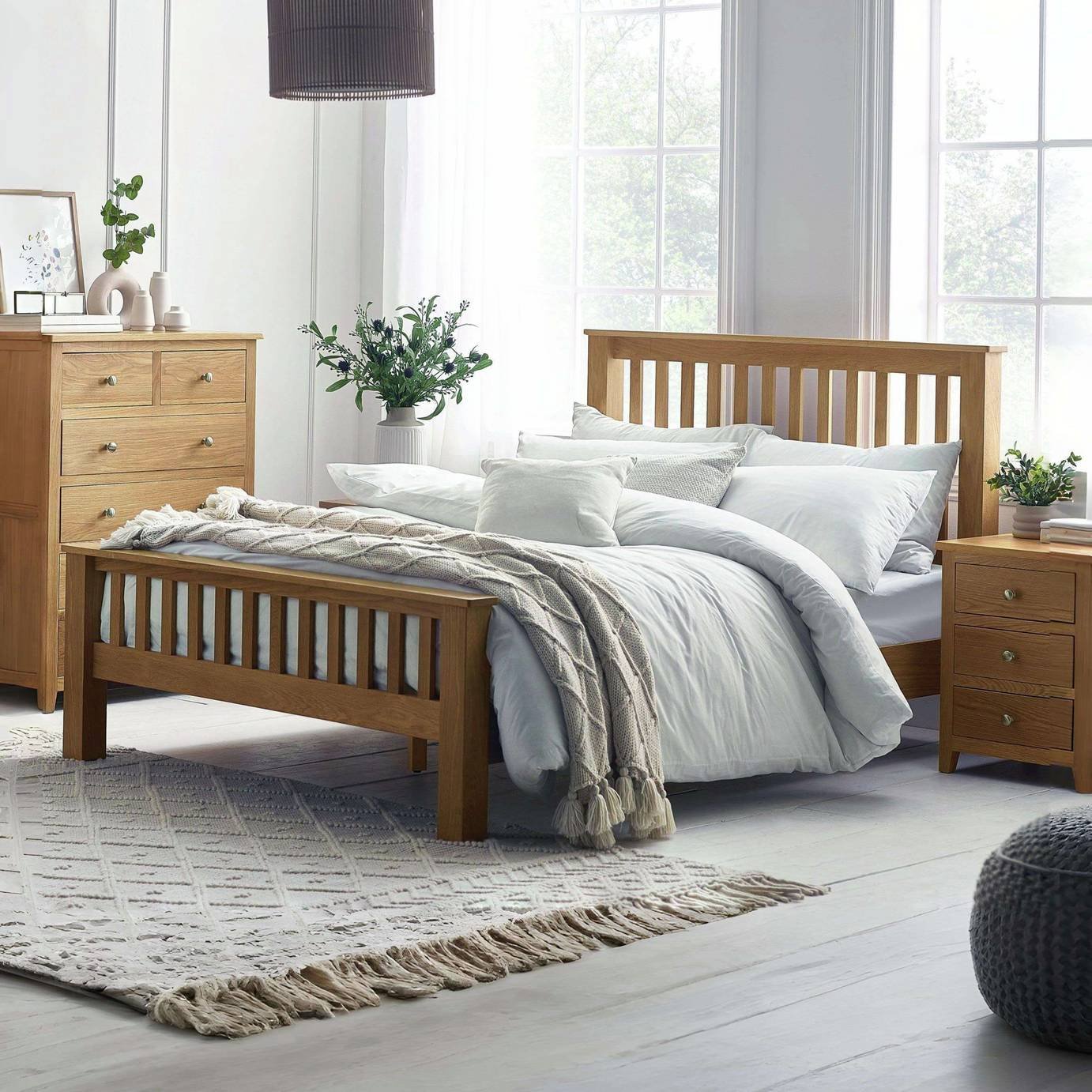 Julian Bowen Mallory HFE Kingsize Bedframe - Oak