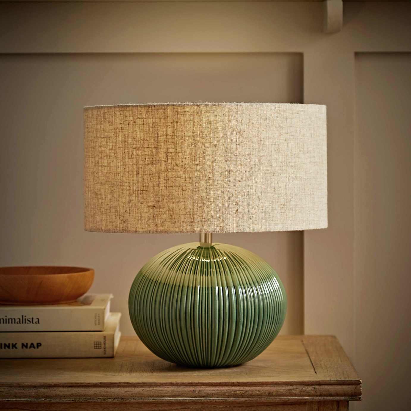 ValueLights Rebecca Ceramic Table Lamp with Linen Shade - Green