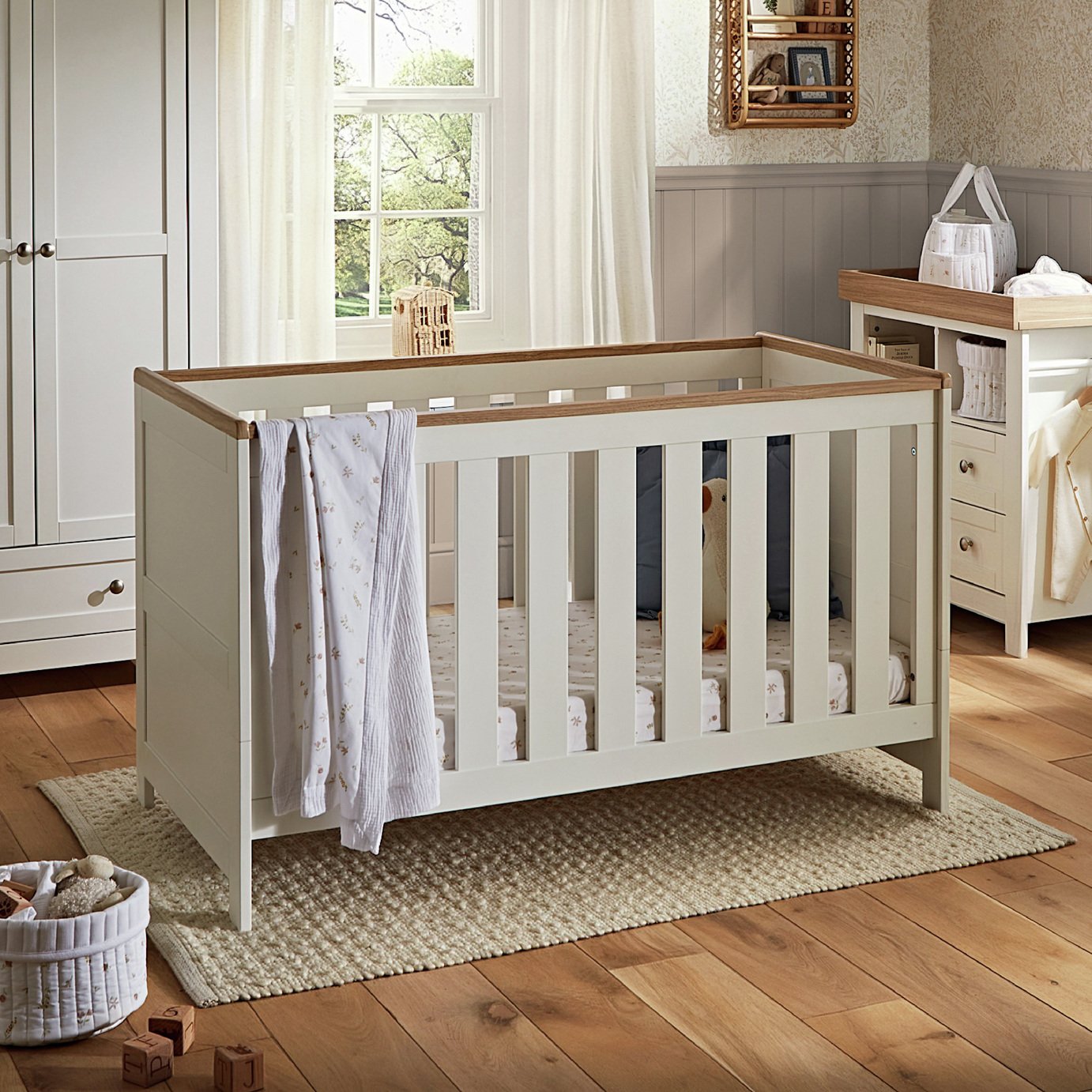 CuddleCo Burford Baby Cot Bed - White & Oak