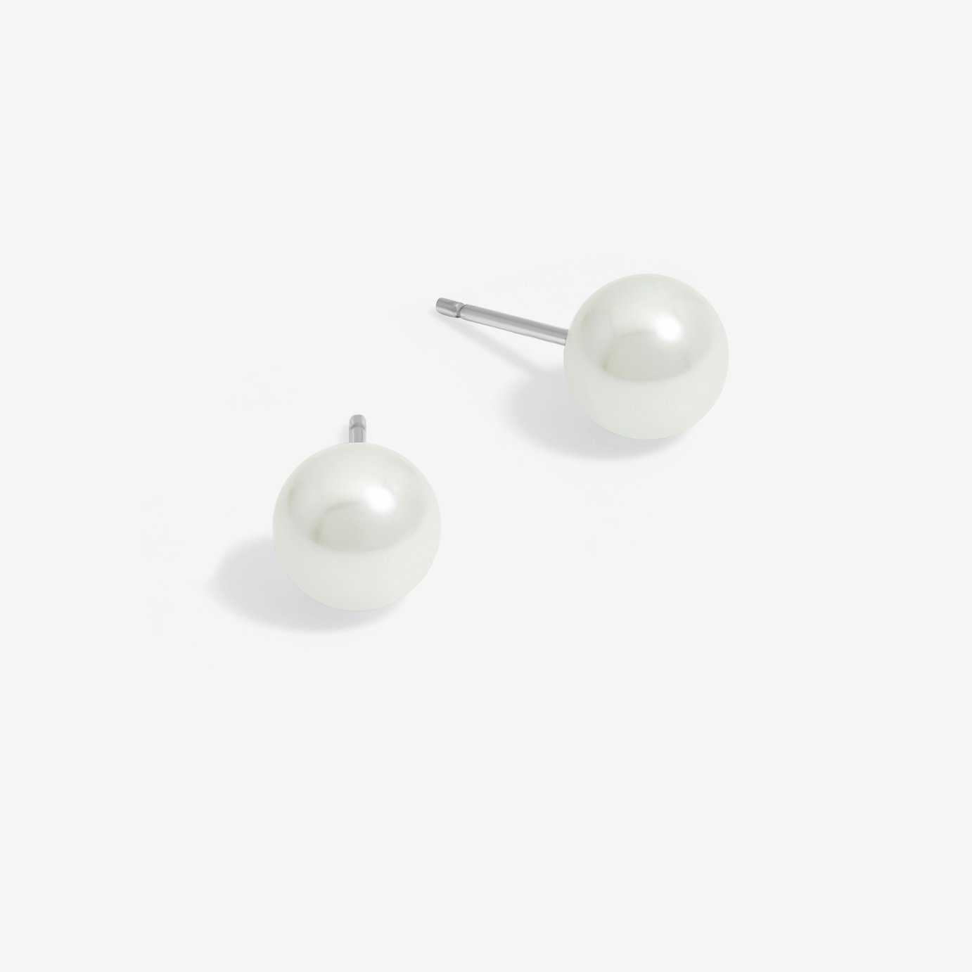 Simply Silver 925 Sterling Silver Pearl Stud Earrings