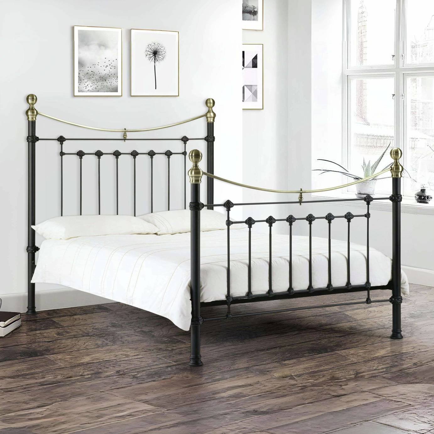 Julian Bowen Victoria Kingsize Bedframe - Black