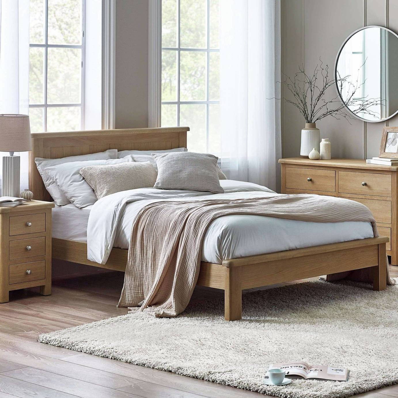 Julian Bowen Memphis Double Bedframe - Oak