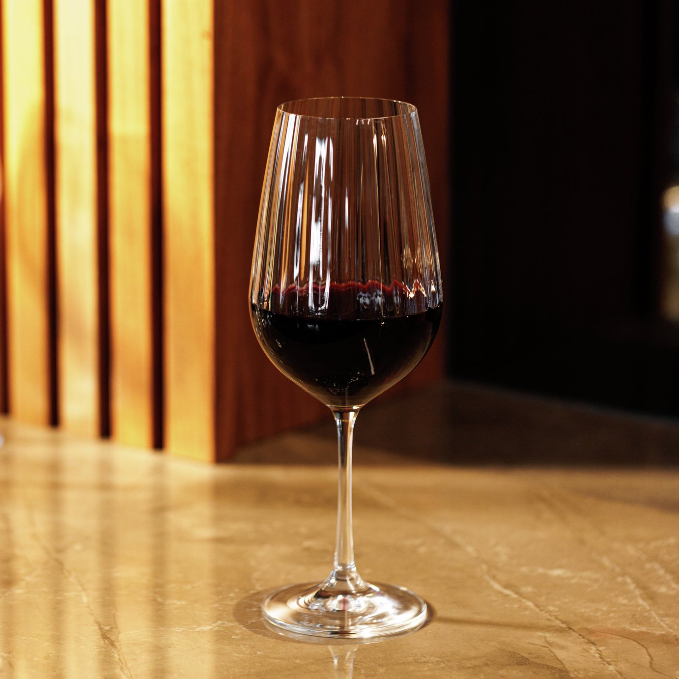Mikasa Set of 4 Wine Glasses