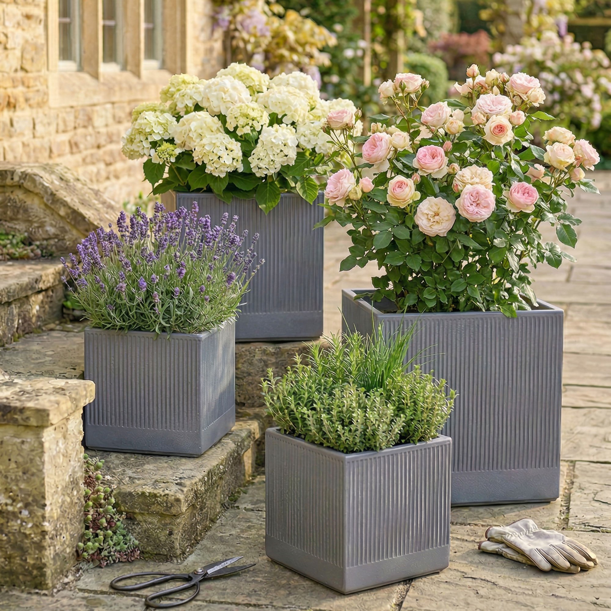 Dibor Set of 4 Fibre Clay Outdoor Garden Planter – Slate Grey