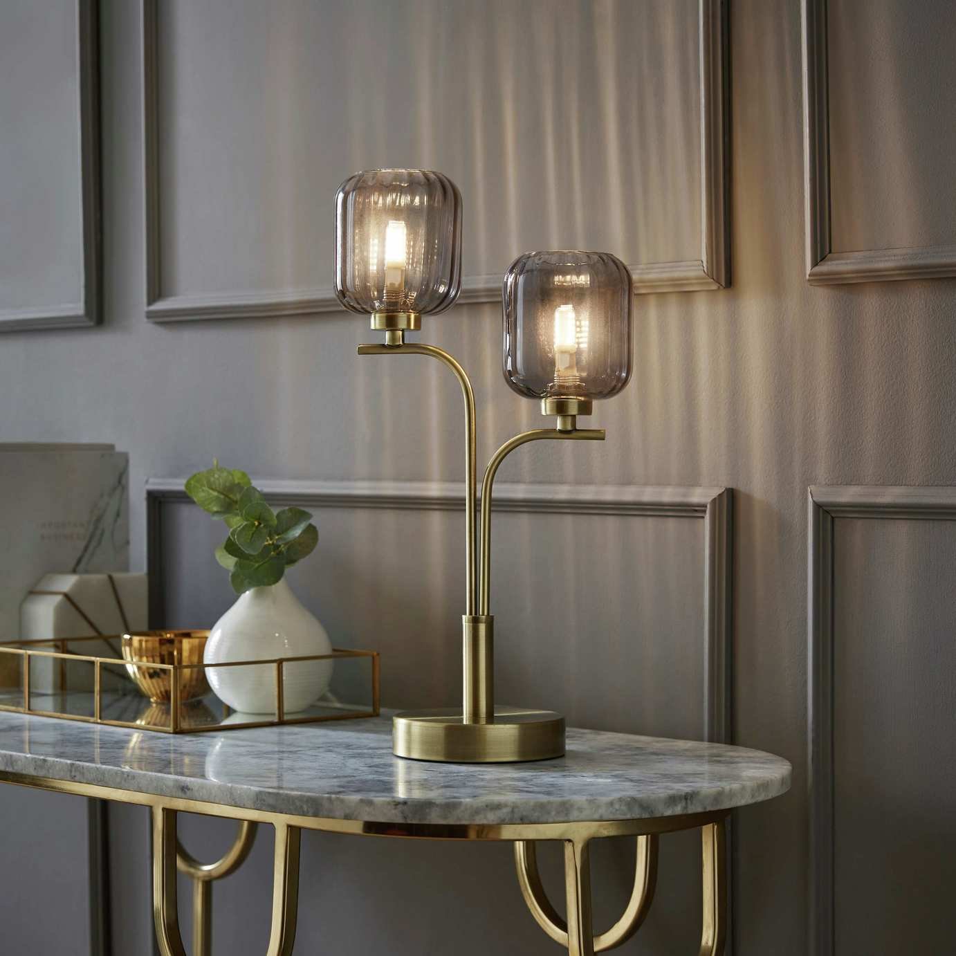 ValueLights Amelie Ribbed Glass 2 Way Table Lamp