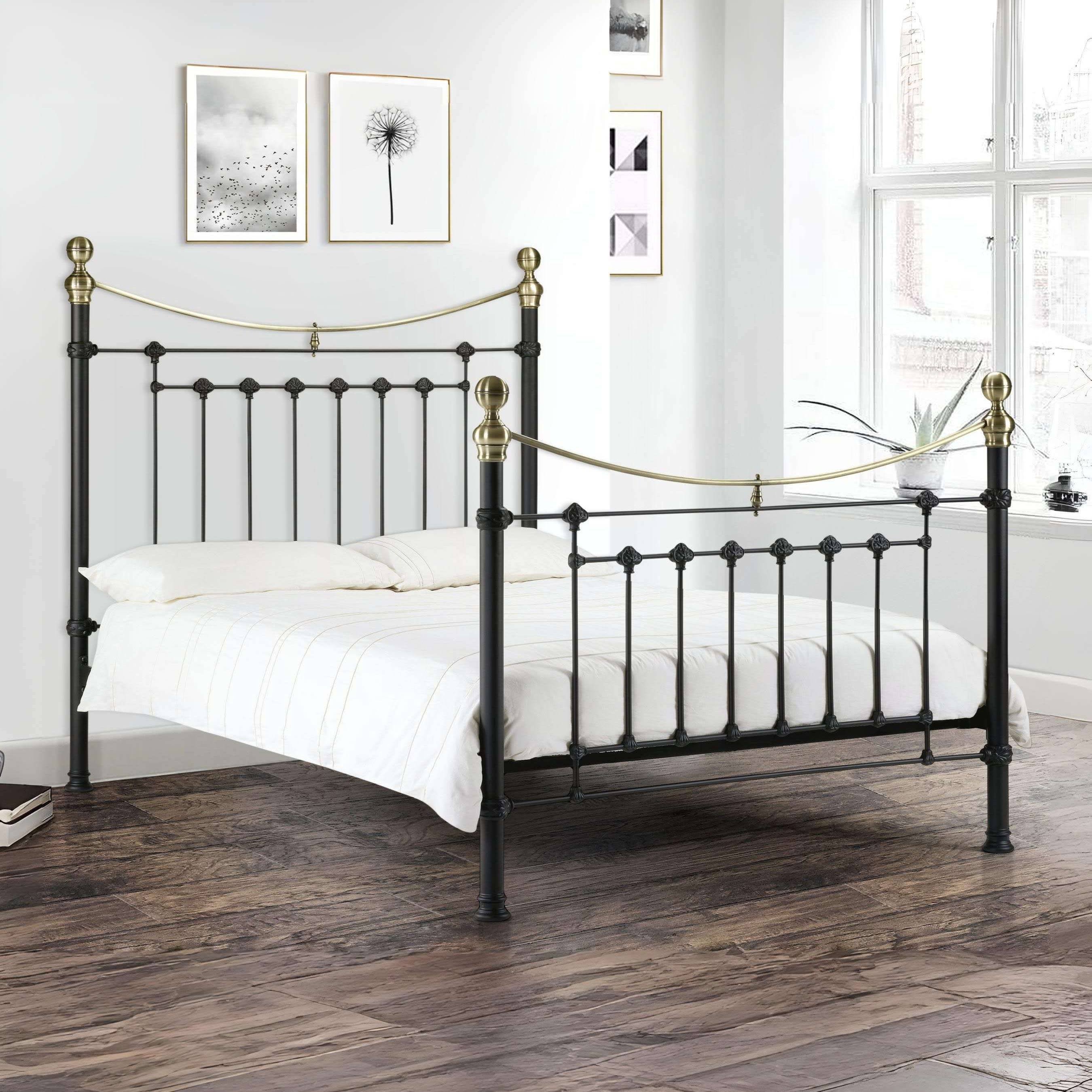 Julian Bowen Victoria Double Bedframe - Black
