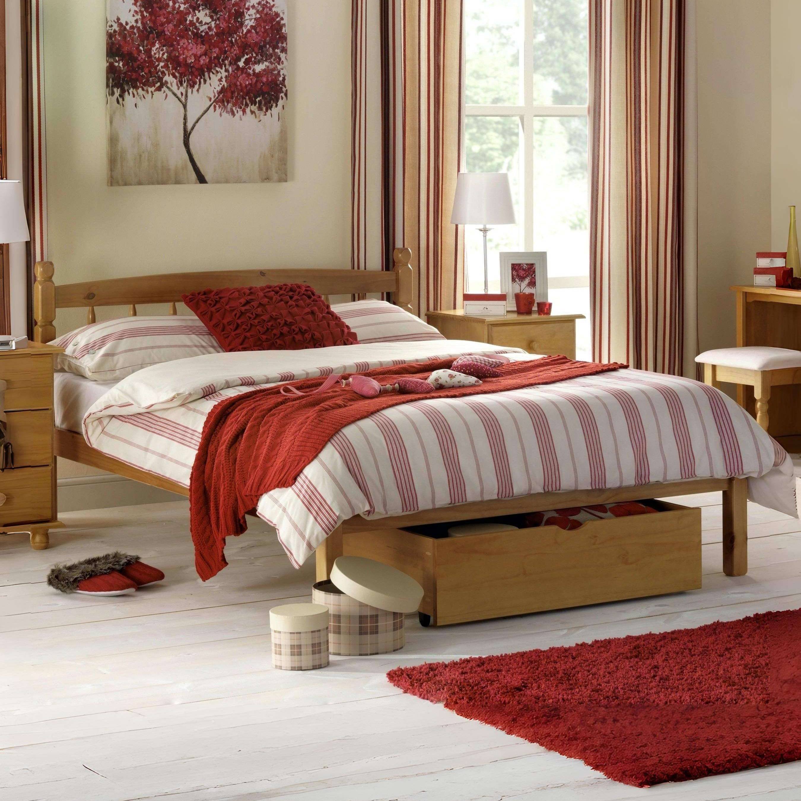 Julian Bowen Pickwick Single Bedframe - Antique Pine