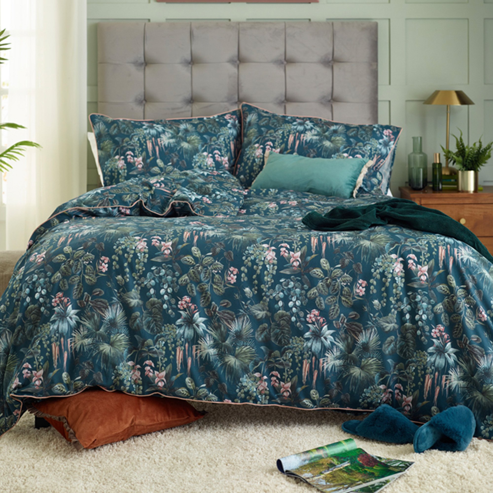 Deyongs Tropical Leaves Floral Printed Duvet Set - Single