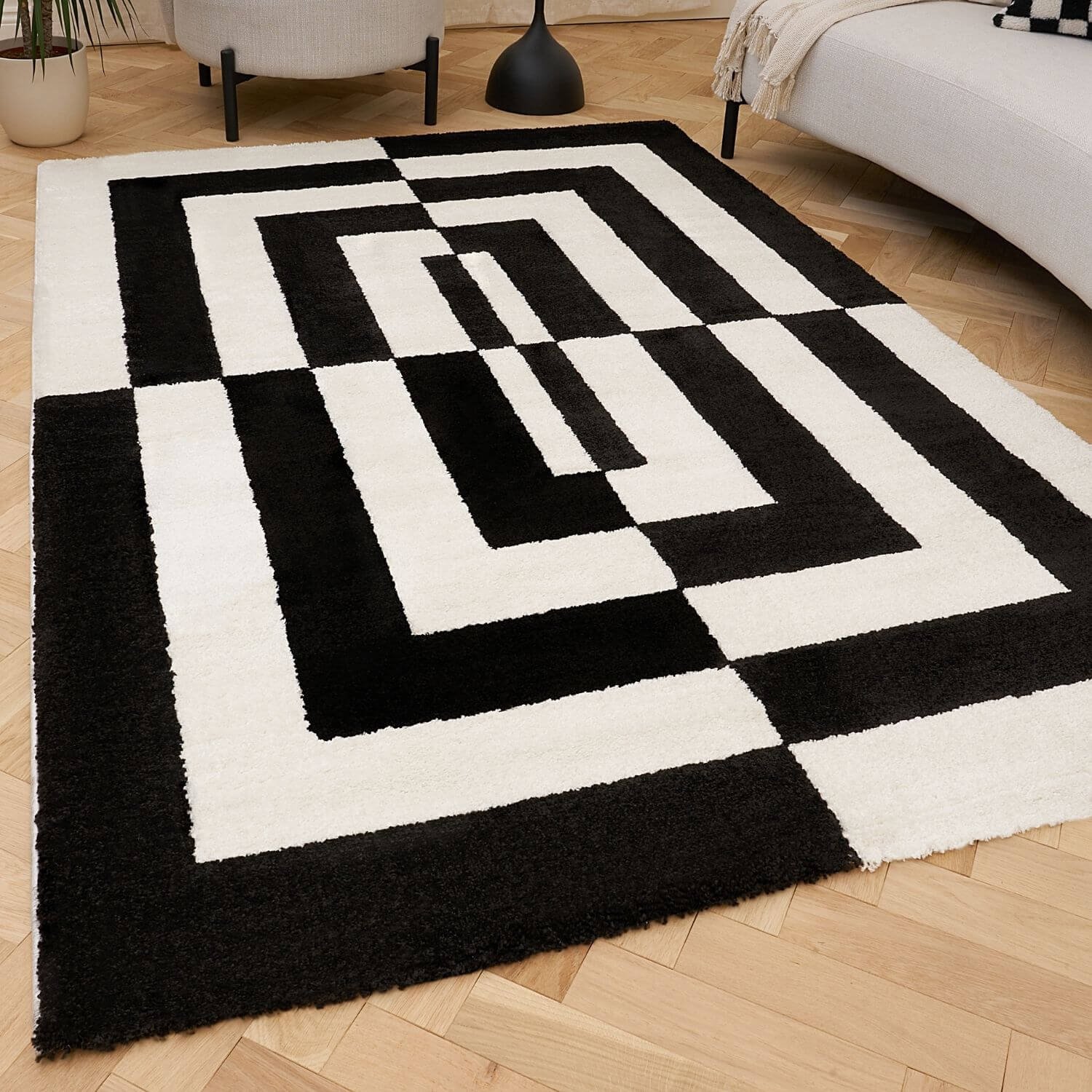 The Rugs Black and White Joli Geometric Rug - 80 x 150cm