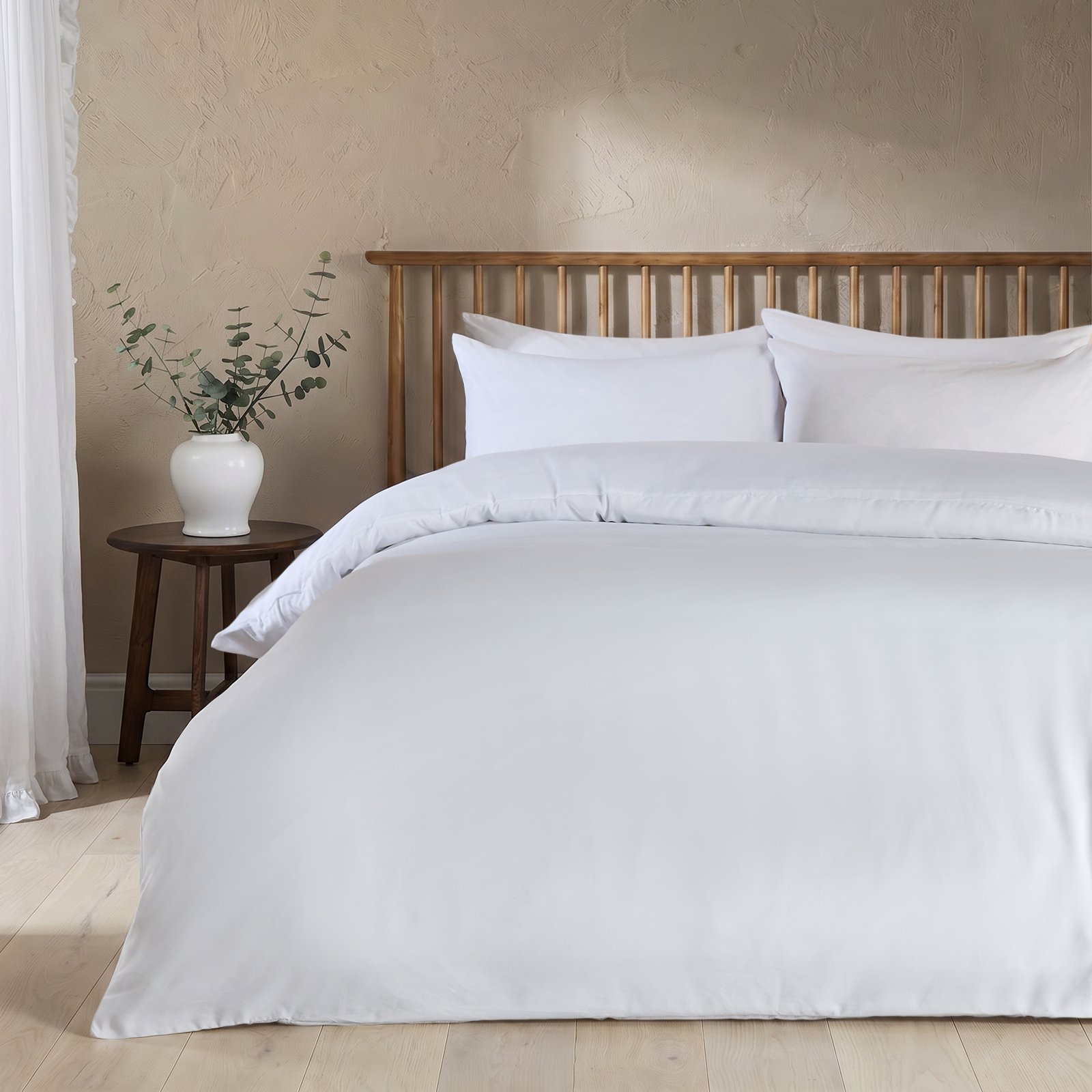 OHS Plain Dyed Microfibre Duvet Cover Set Bedding White - Double