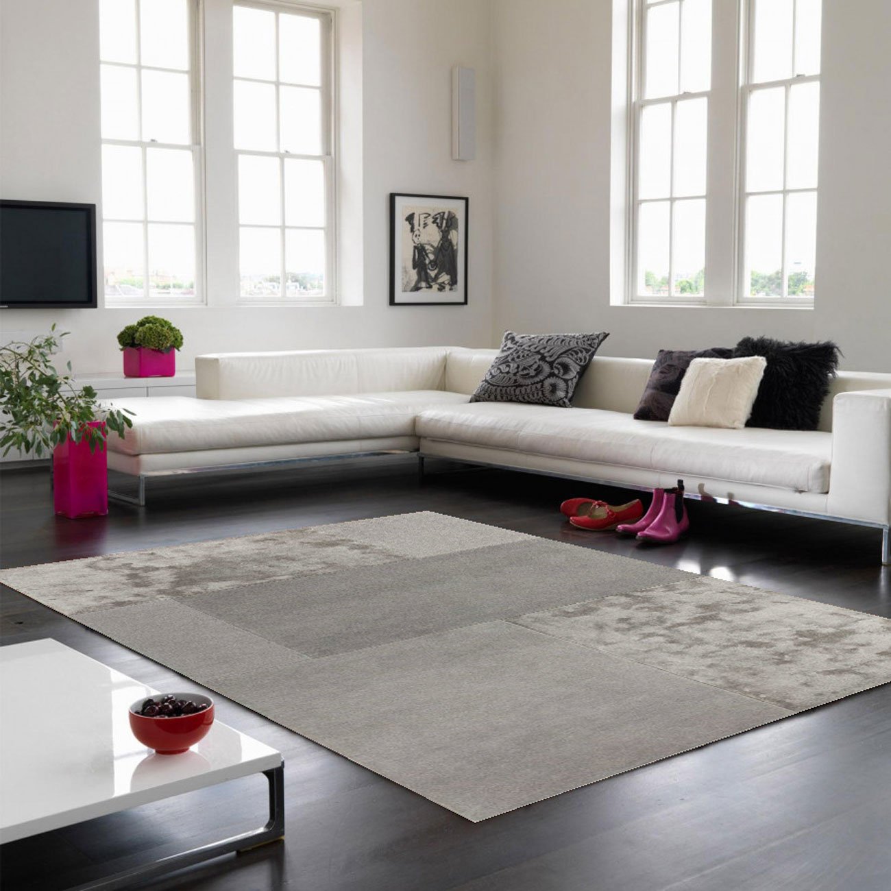 Mega Flooring Silver Handmade Geometric Rug - 120 x 170cm