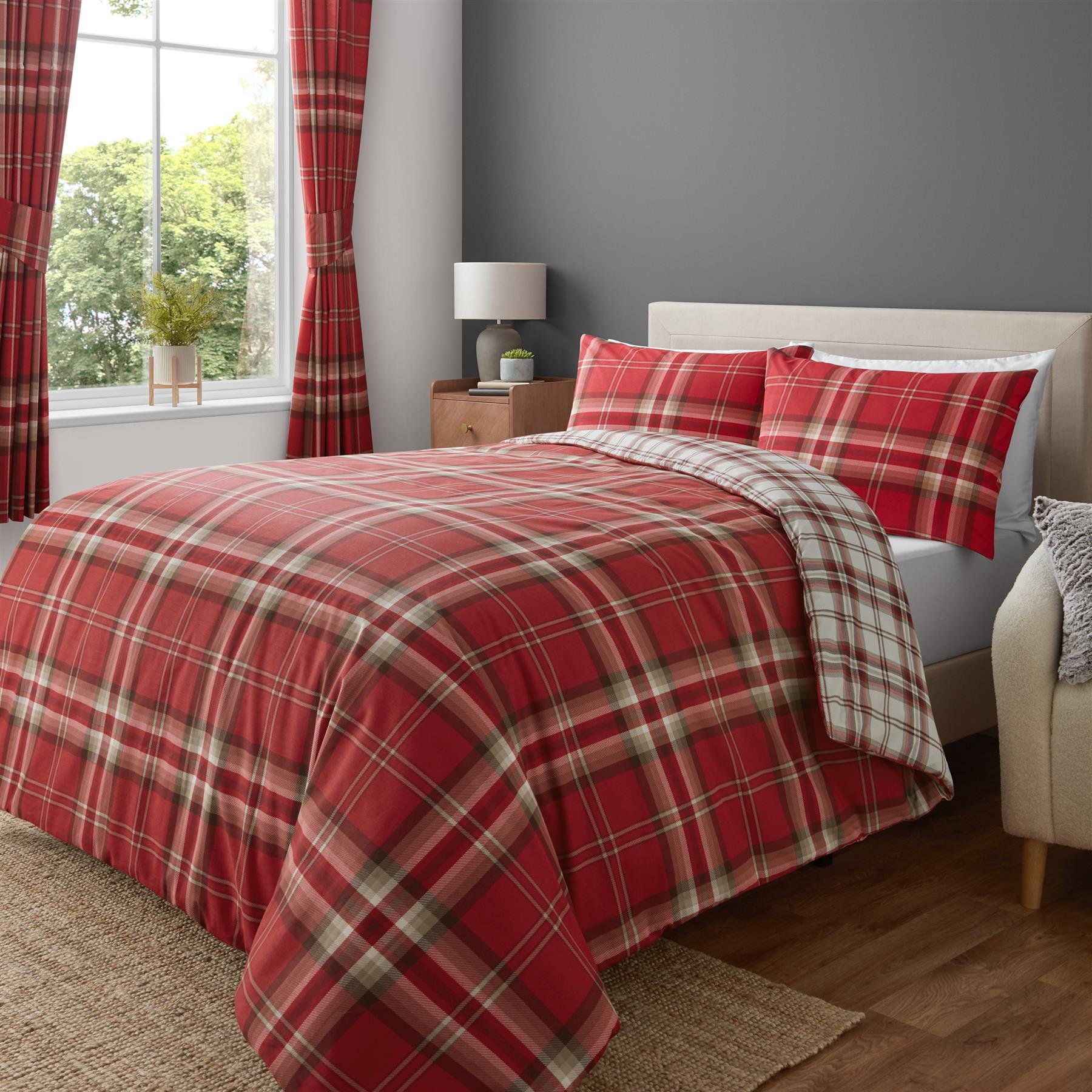 Catherine Lansfield Kelso Check Duvet Cover Set - King - Red