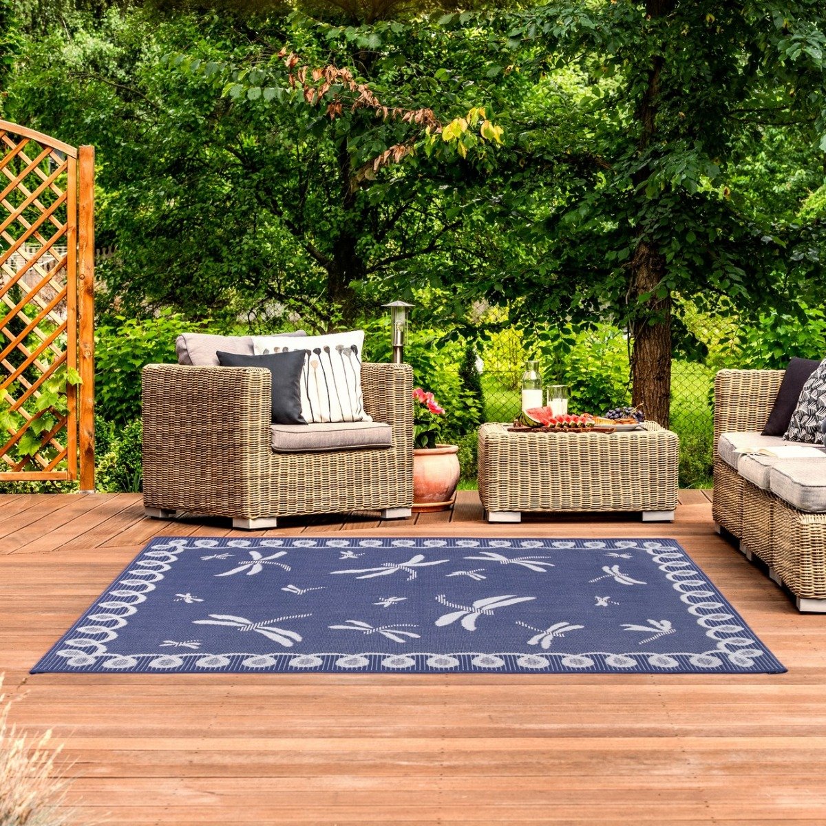 Mega Flooring Blue Modern Bordered Rug - 240 x 340cm