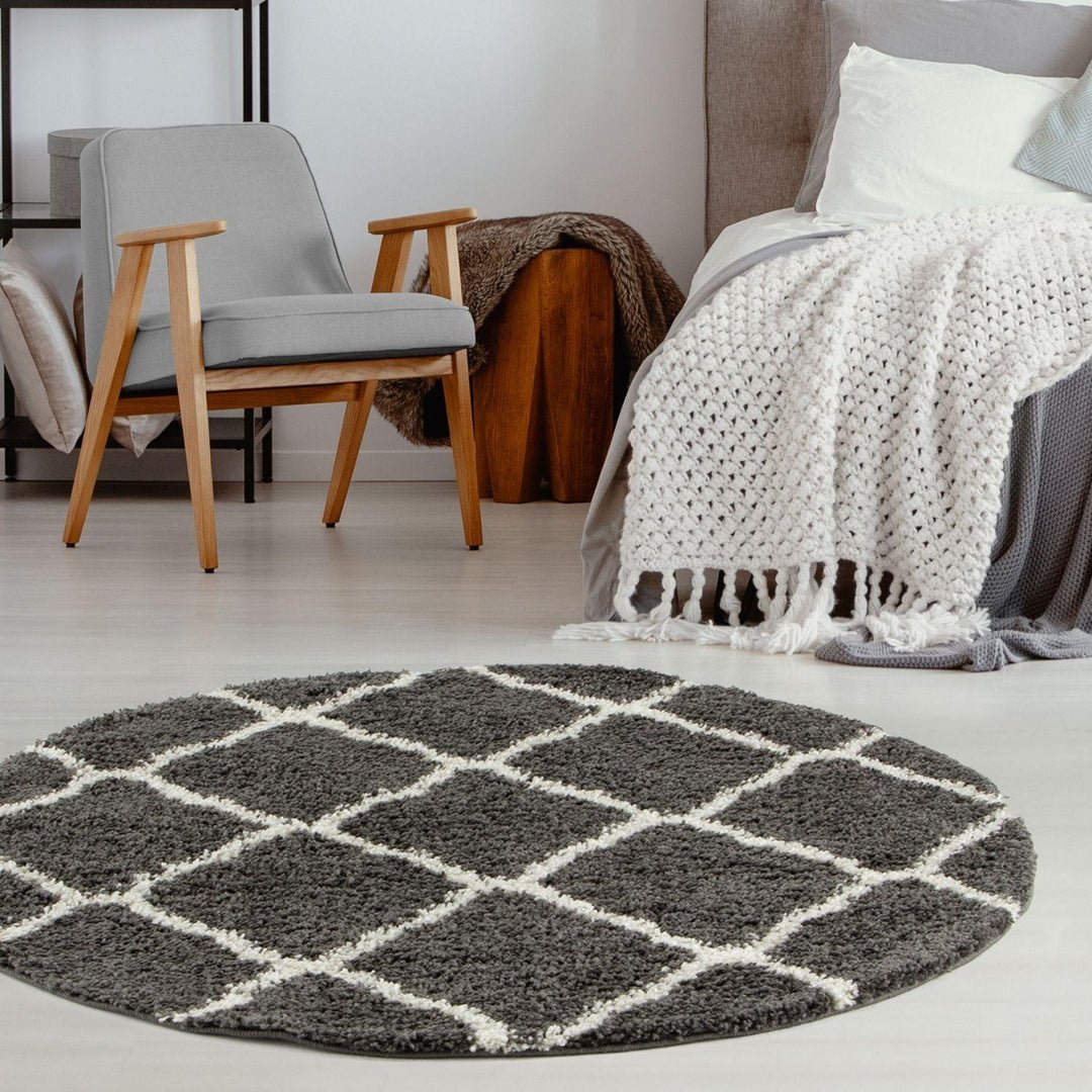 The Rugs Dark Grey Moroccan Shaggy Lattice Round Rug - 120cm