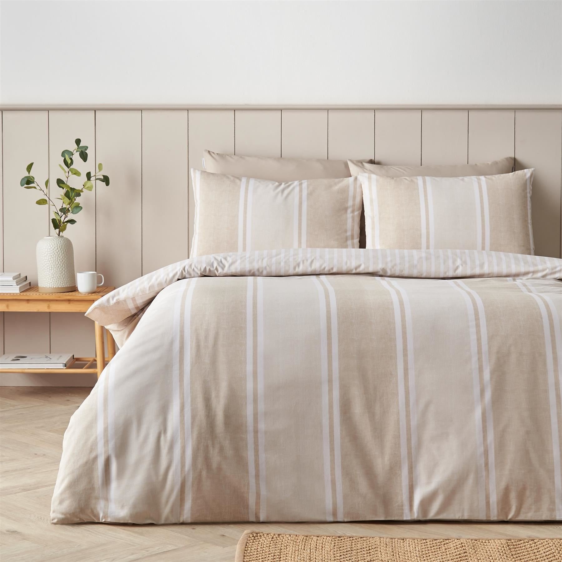 Catherine Lansfield Banded Stripe Duvet Cover Set - King - Natural