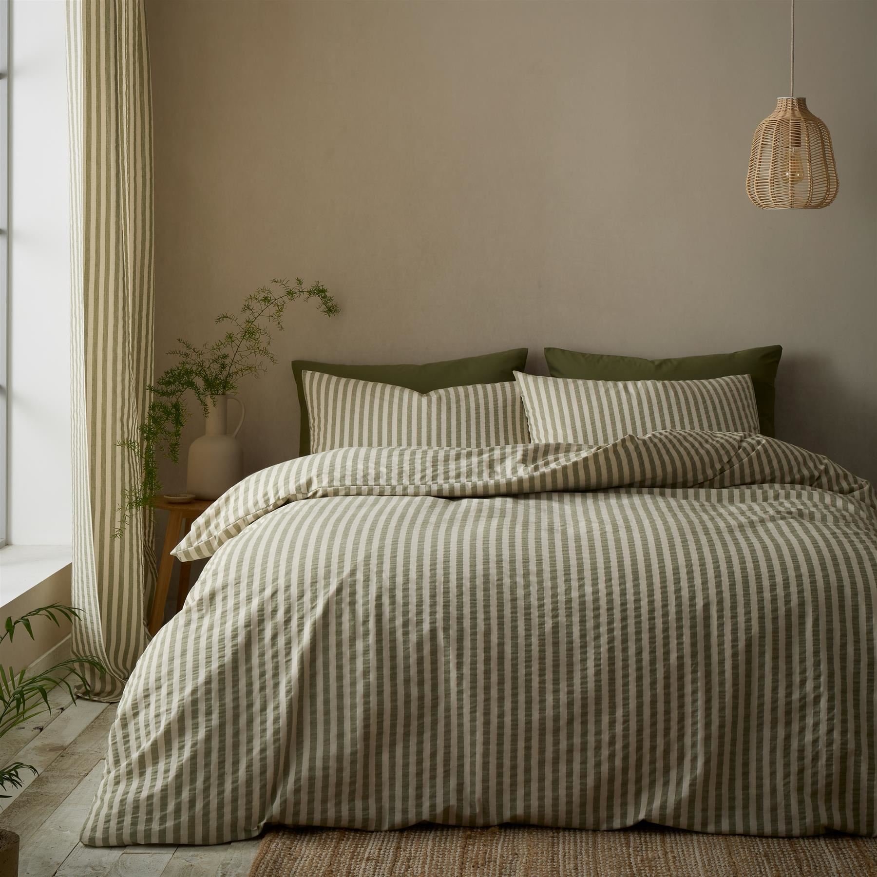 Pineapple Elephant Woven Stripe Duvet Cover Set - King - Green