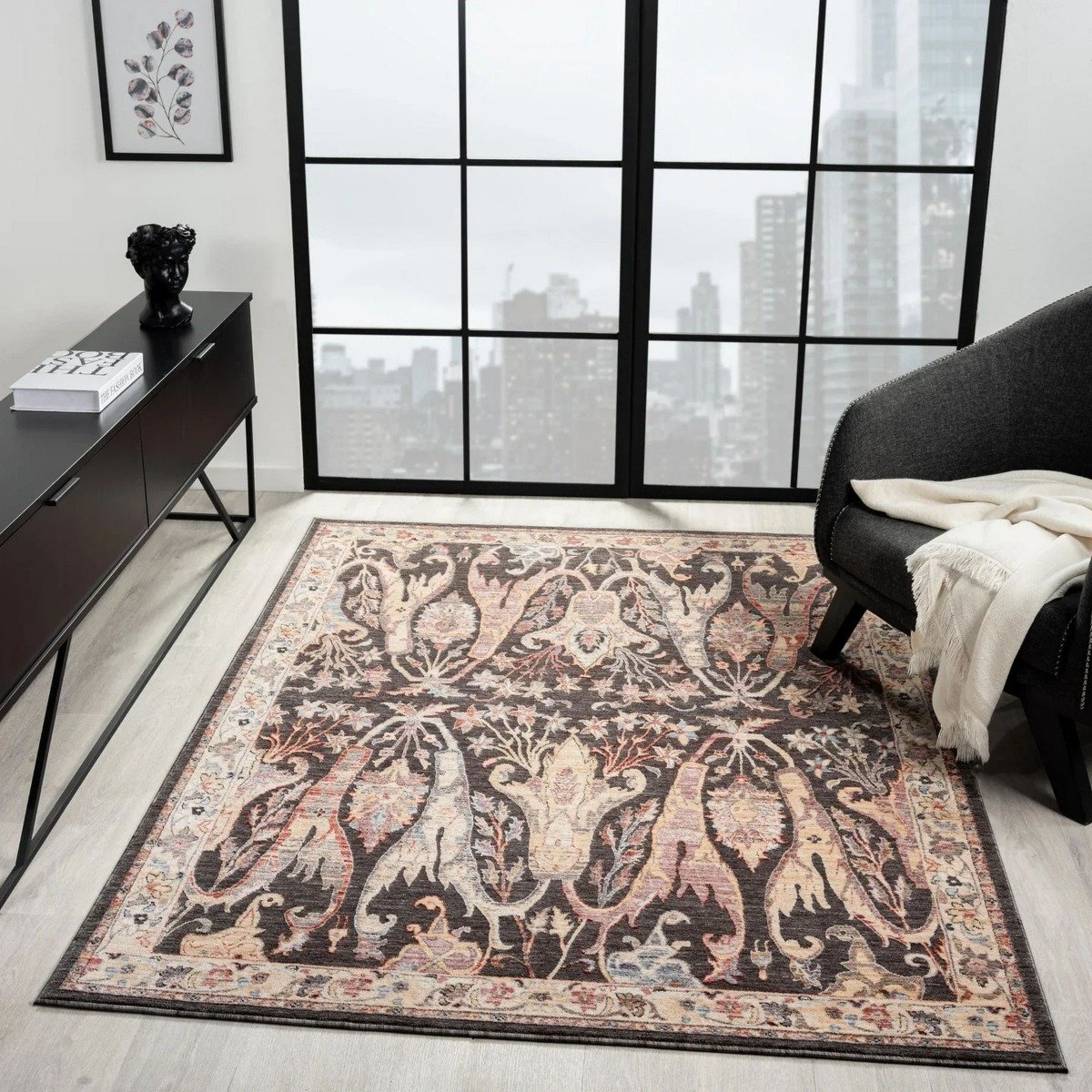 Mega Flooring Black Traditional Abstract Rug - 160 x 230cm
