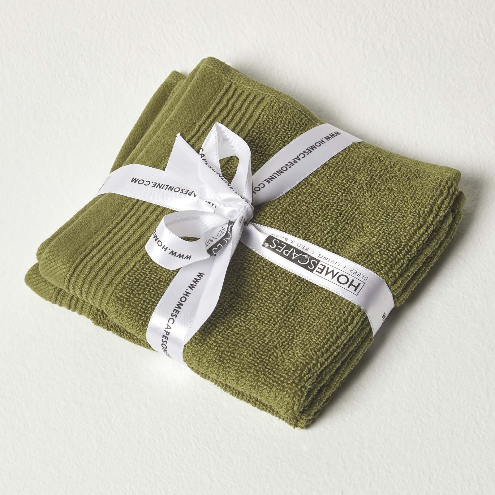Homescapes Pack of 2 Egyptian Cotton 700 GSM Face Cloths - Moss Green