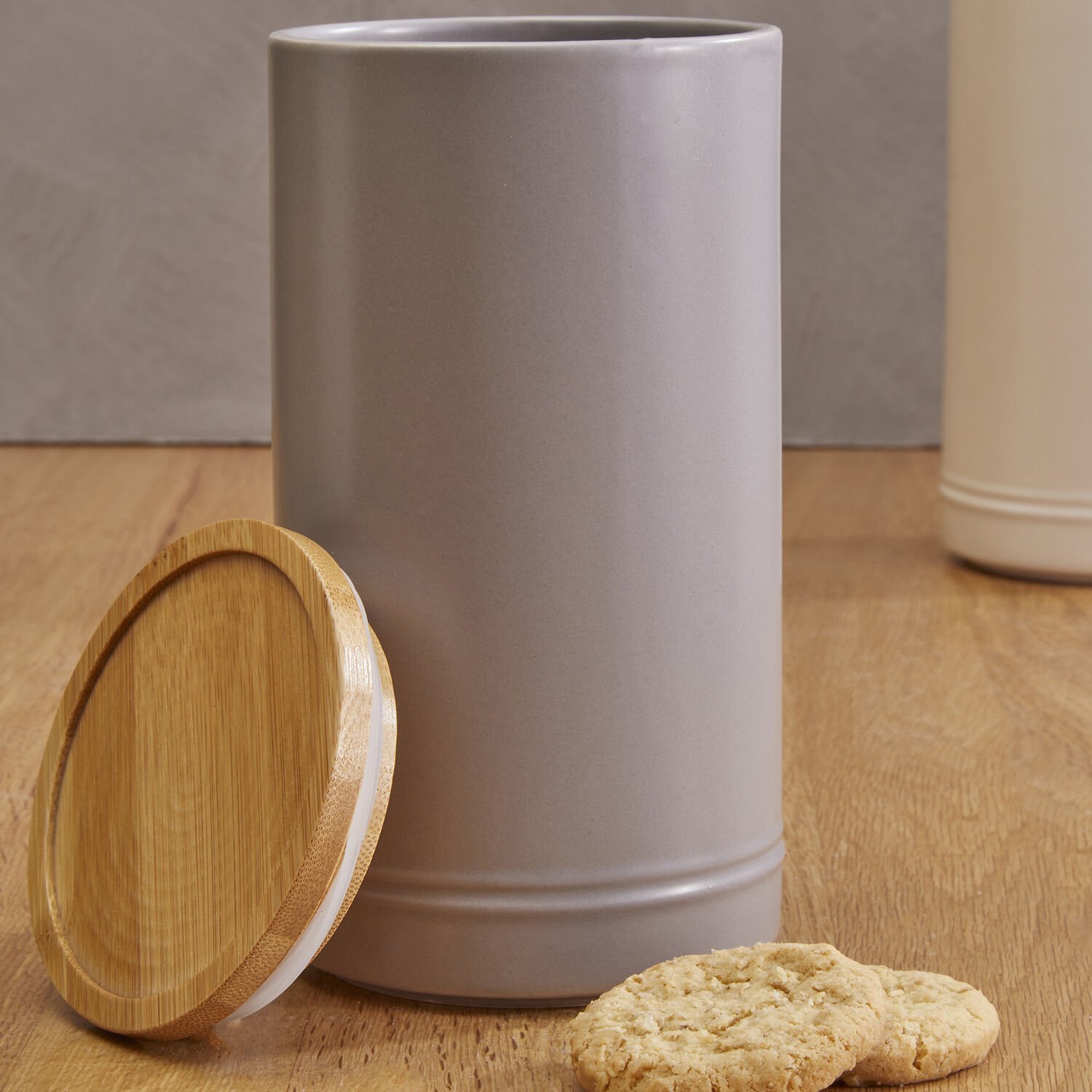 Orsina Fenwick Large Stoneware Canister – Grey