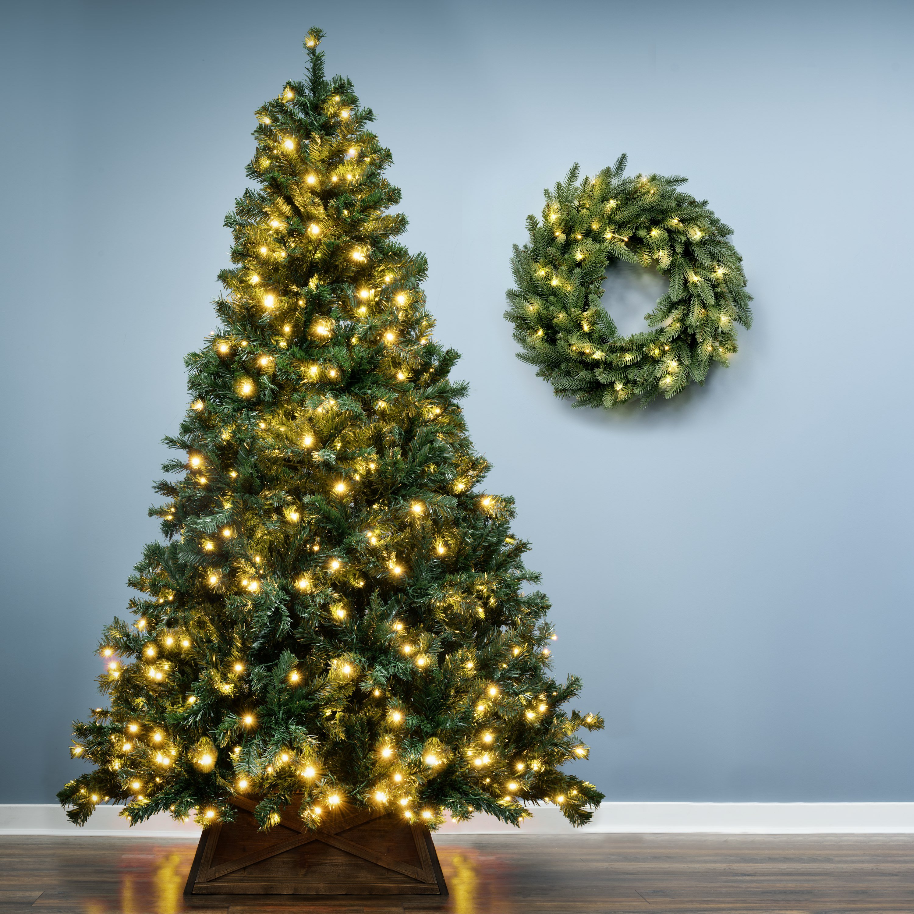 Christmas Tree World 1.5m Pre-Lit Vanda Verde Fir Christmas Tree