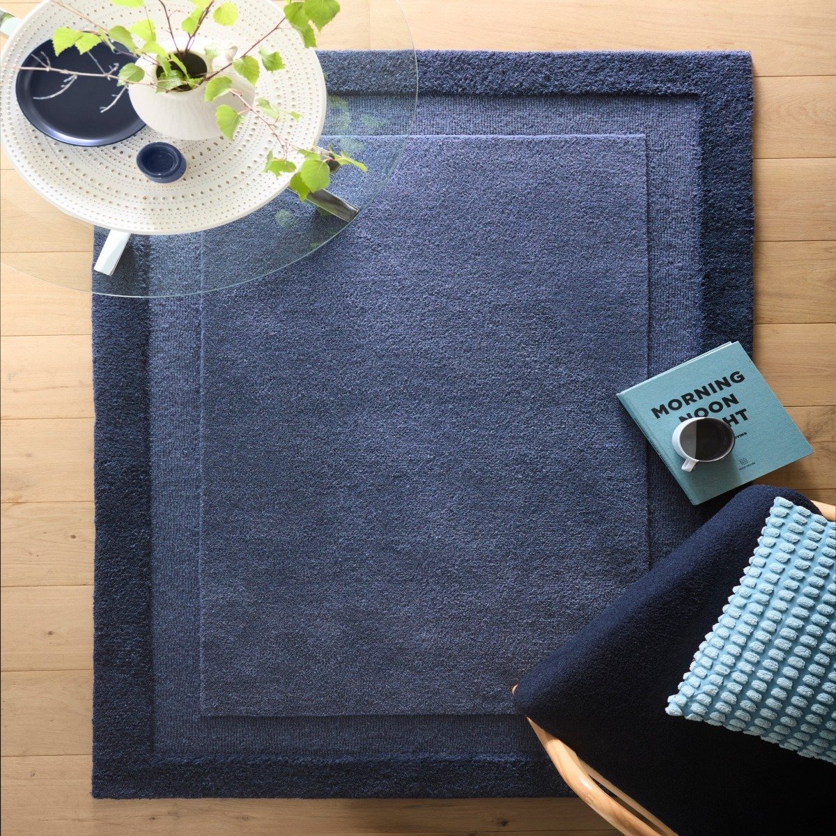Mega Flooring Blue Modern Bordered Rug - 120 x 170cm