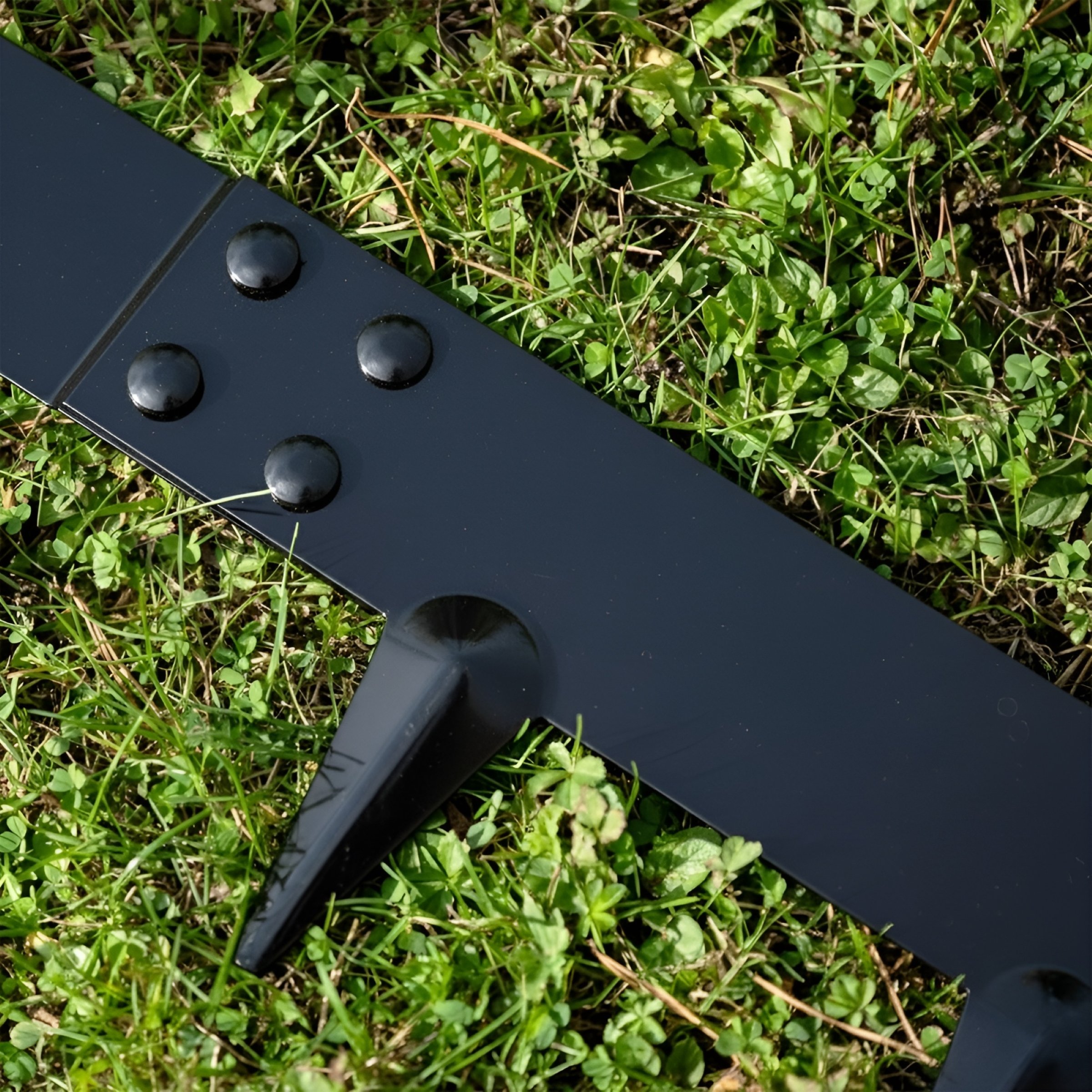 Primrose Steel Modular Garden Edging Pieces - Black / 5m