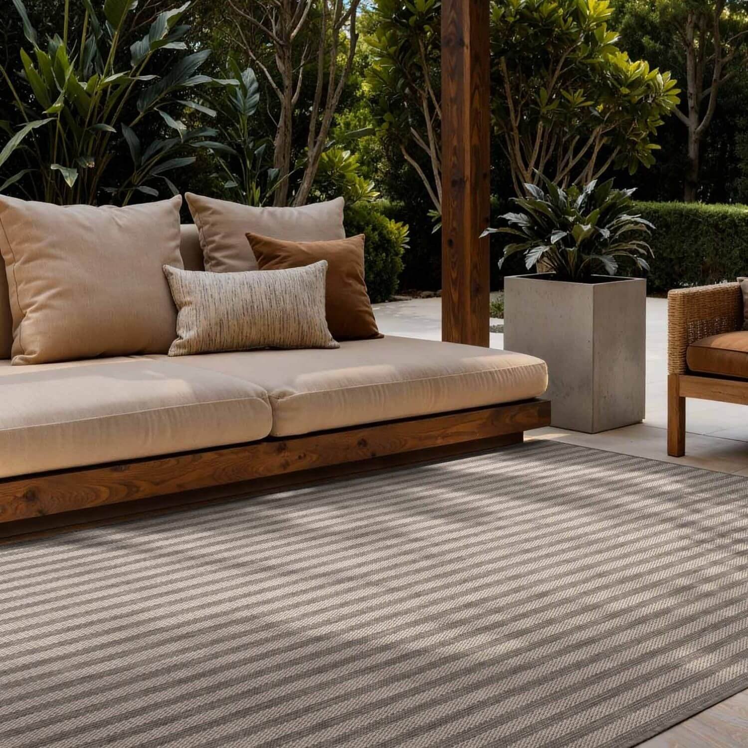 Ted Baker Grey and White Indoor Outdoor Linley Striped Rug - 160 x 230cm