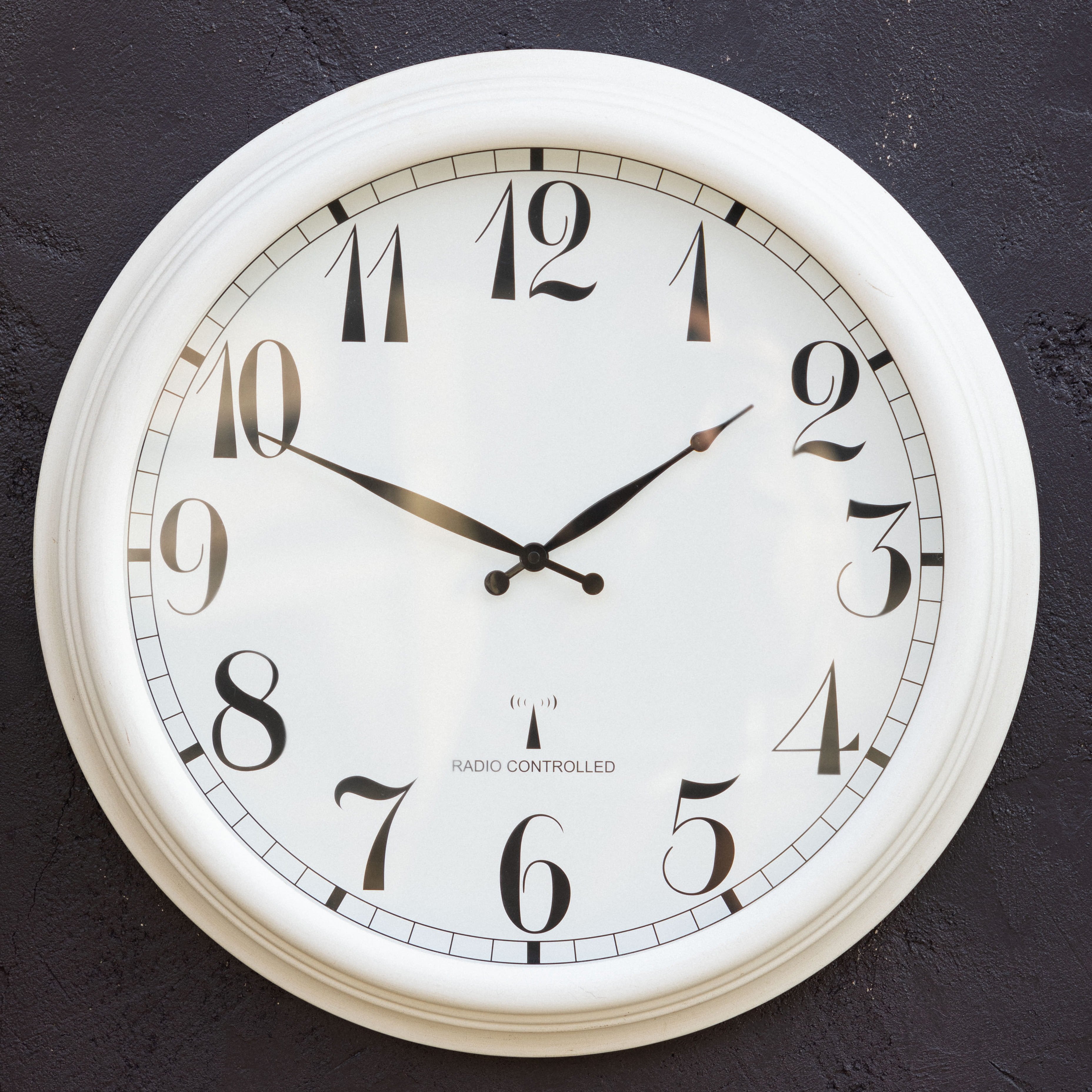 Primrose Radio Controlled 57.5 cm Perfect Time Outdoor Garden Clock - White