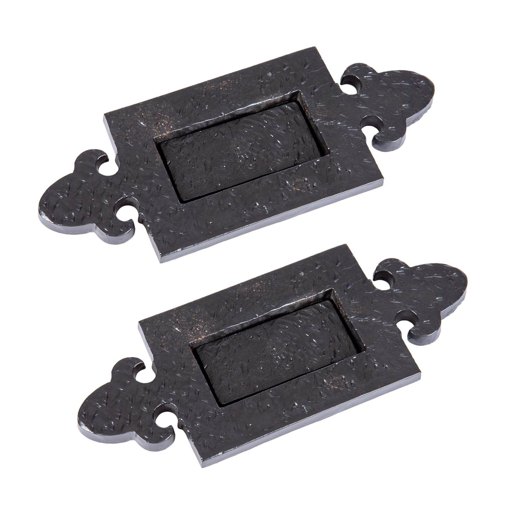 Hammer & Tongs Fleur De Lis Letter Plate - Black - Pack of 2