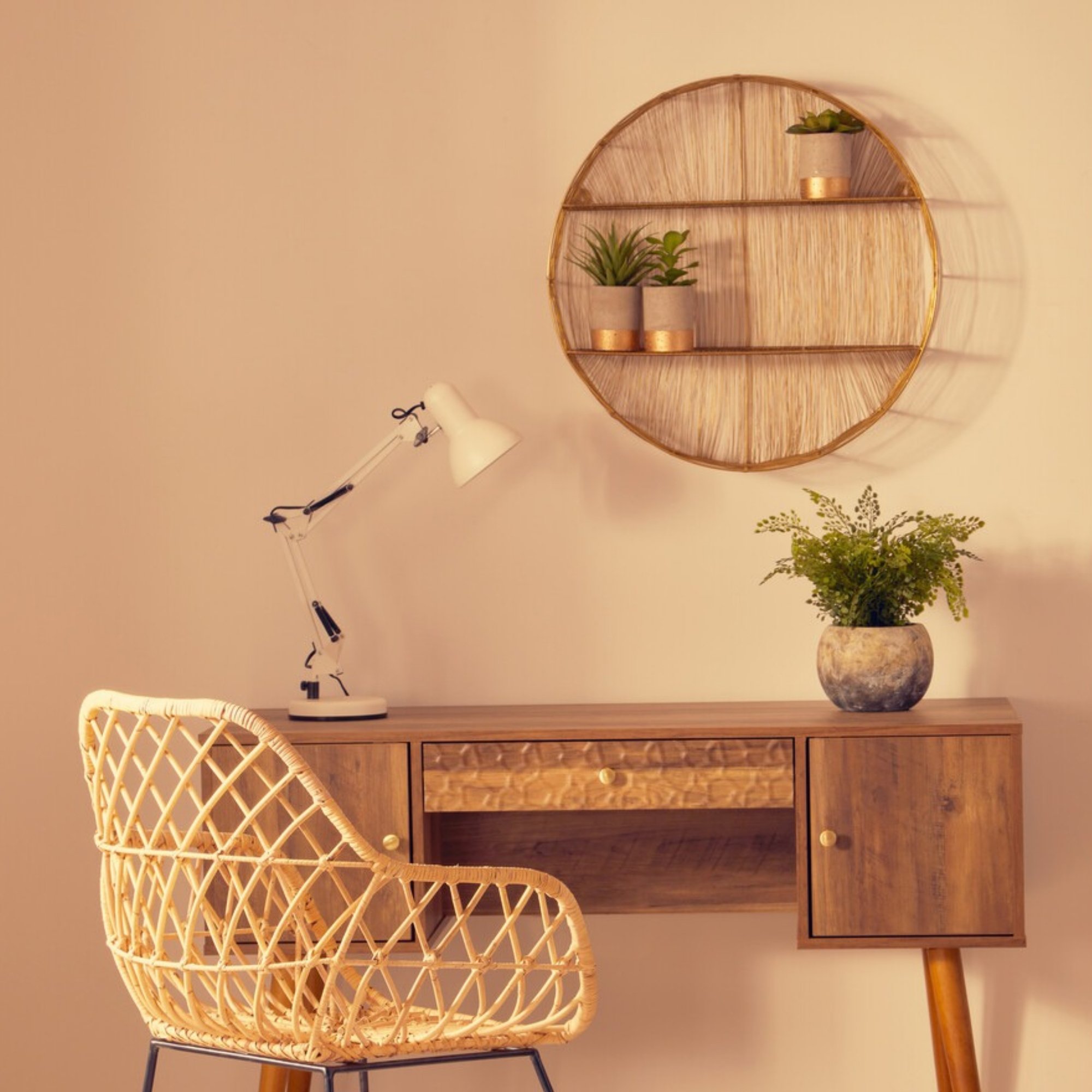 Orsina Matte Metal Desk Lamp – White