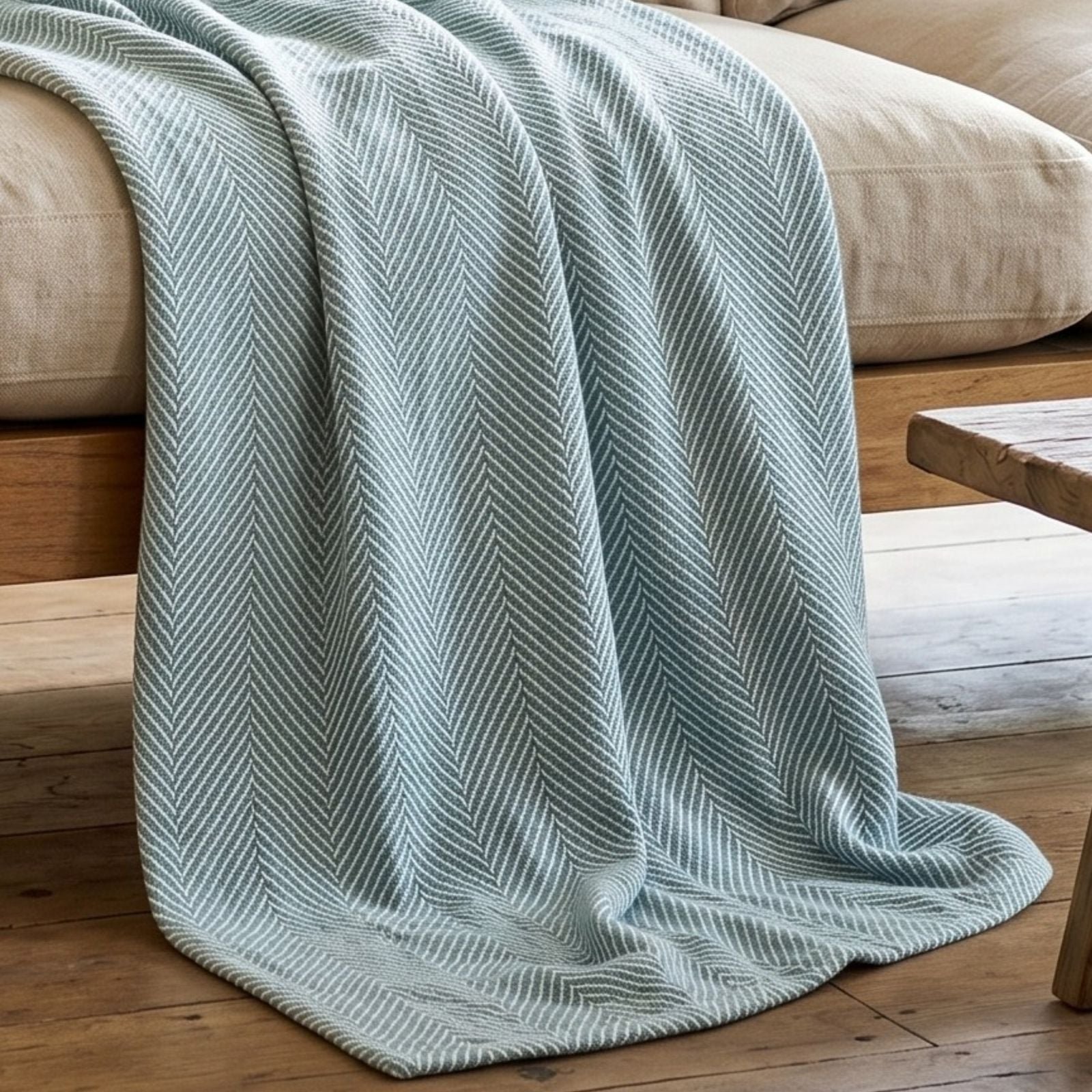Homescapes Cotton Halden Chevron Throw - 255 x 360 cm - Teal