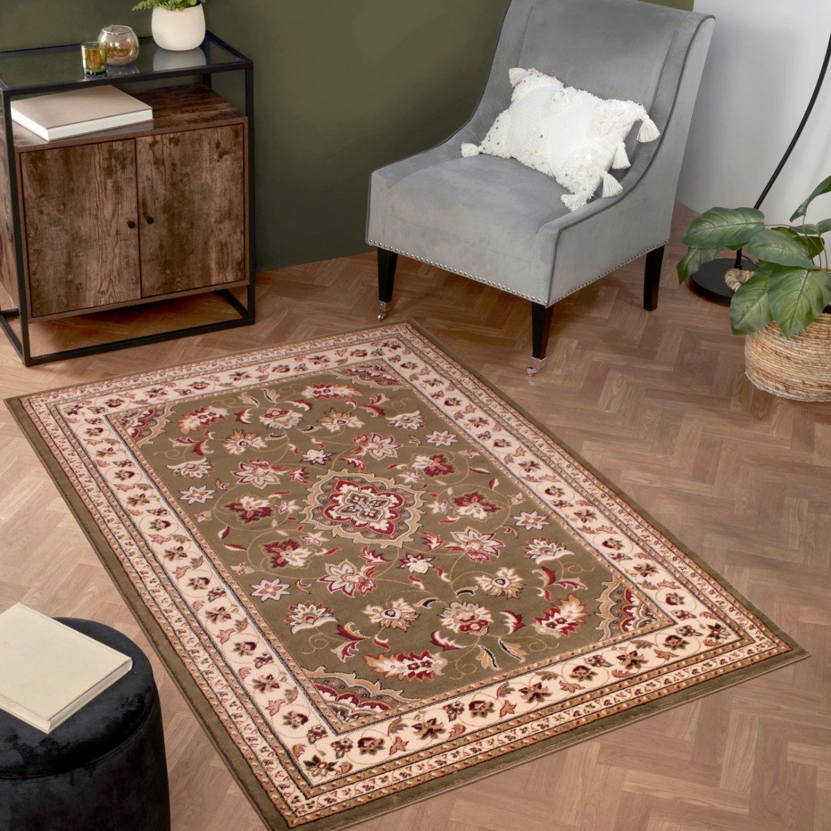 Mega Flooring Green Traditional Bordered Rug - 160 x 230cm
