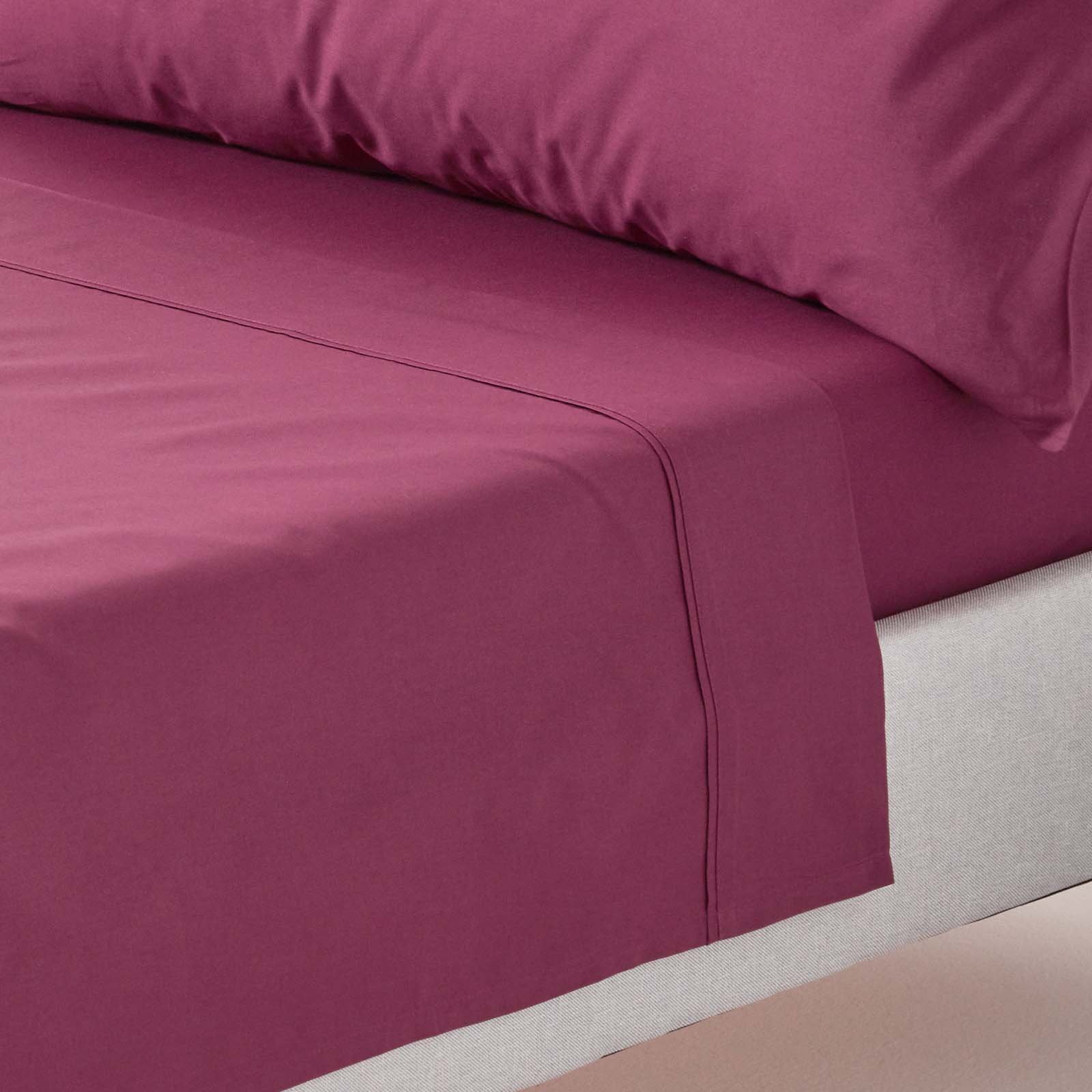 Homescapes Egyptian Cotton Burgundy Flat Sheet - Single