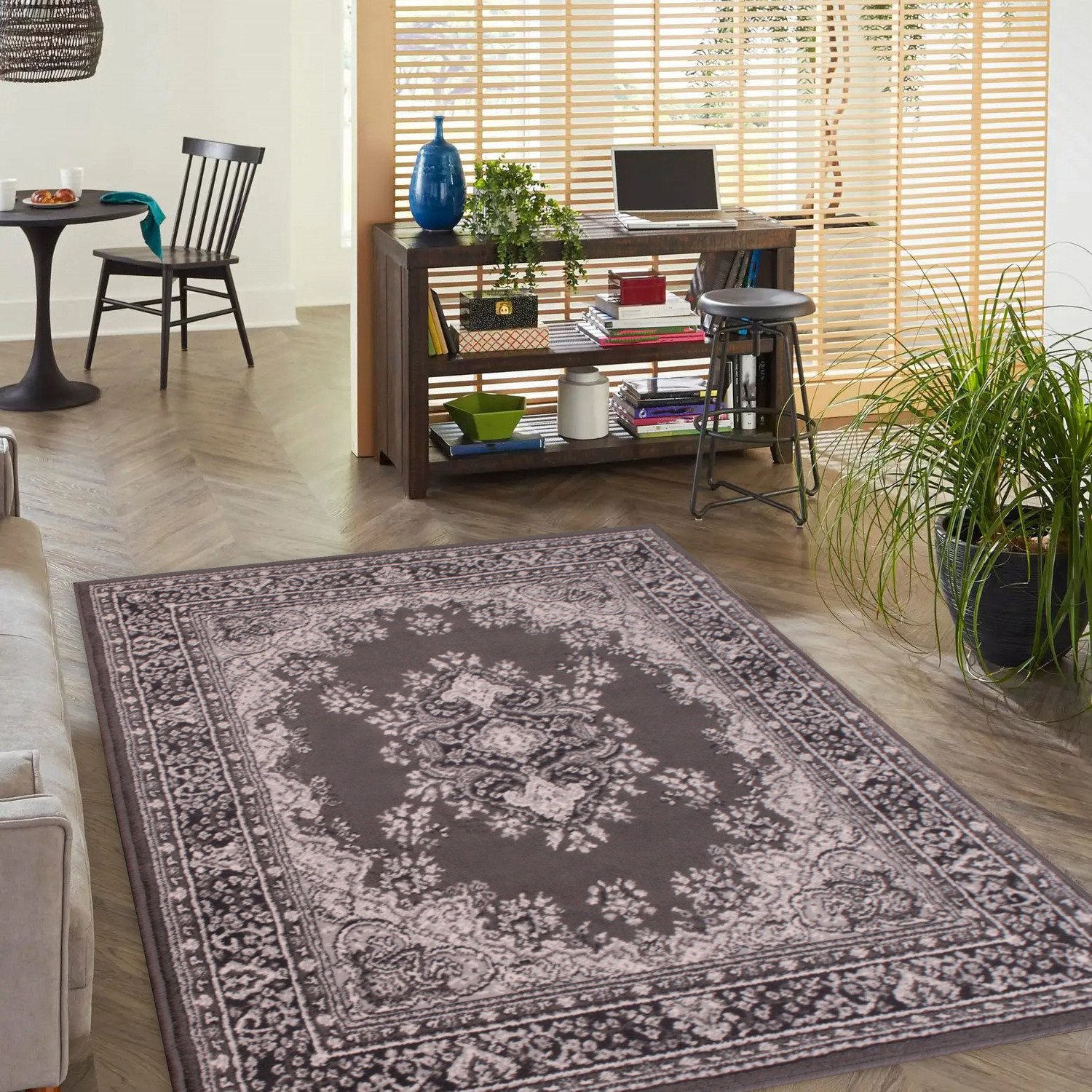 DS Living Classic Traditional Rug - Dark Grey - 110x60cm