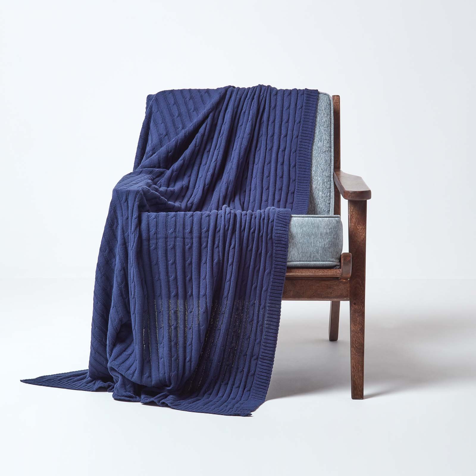 Homescapes Cotton Cable Knit Throw - 130 x 170 cm - Navy